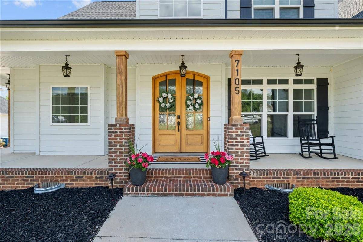 7105 Rae Farms WAY, Greensboro, NC 27455