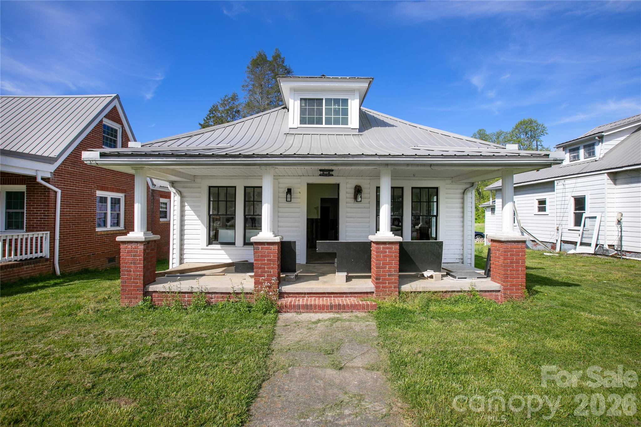 220 Main ST, Rosman, NC 28772
