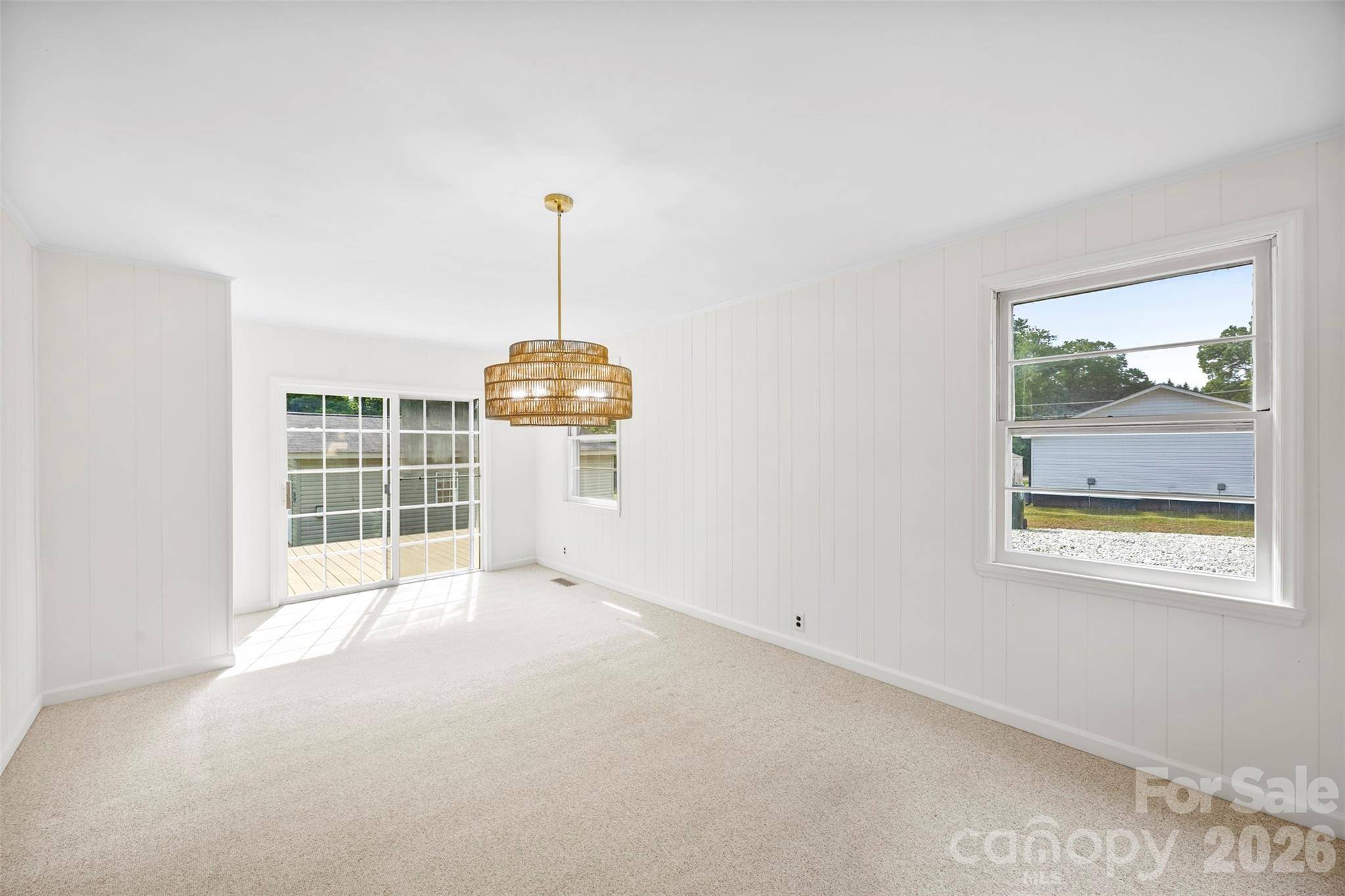 301 Gittens ST, Lowell, NC 28098