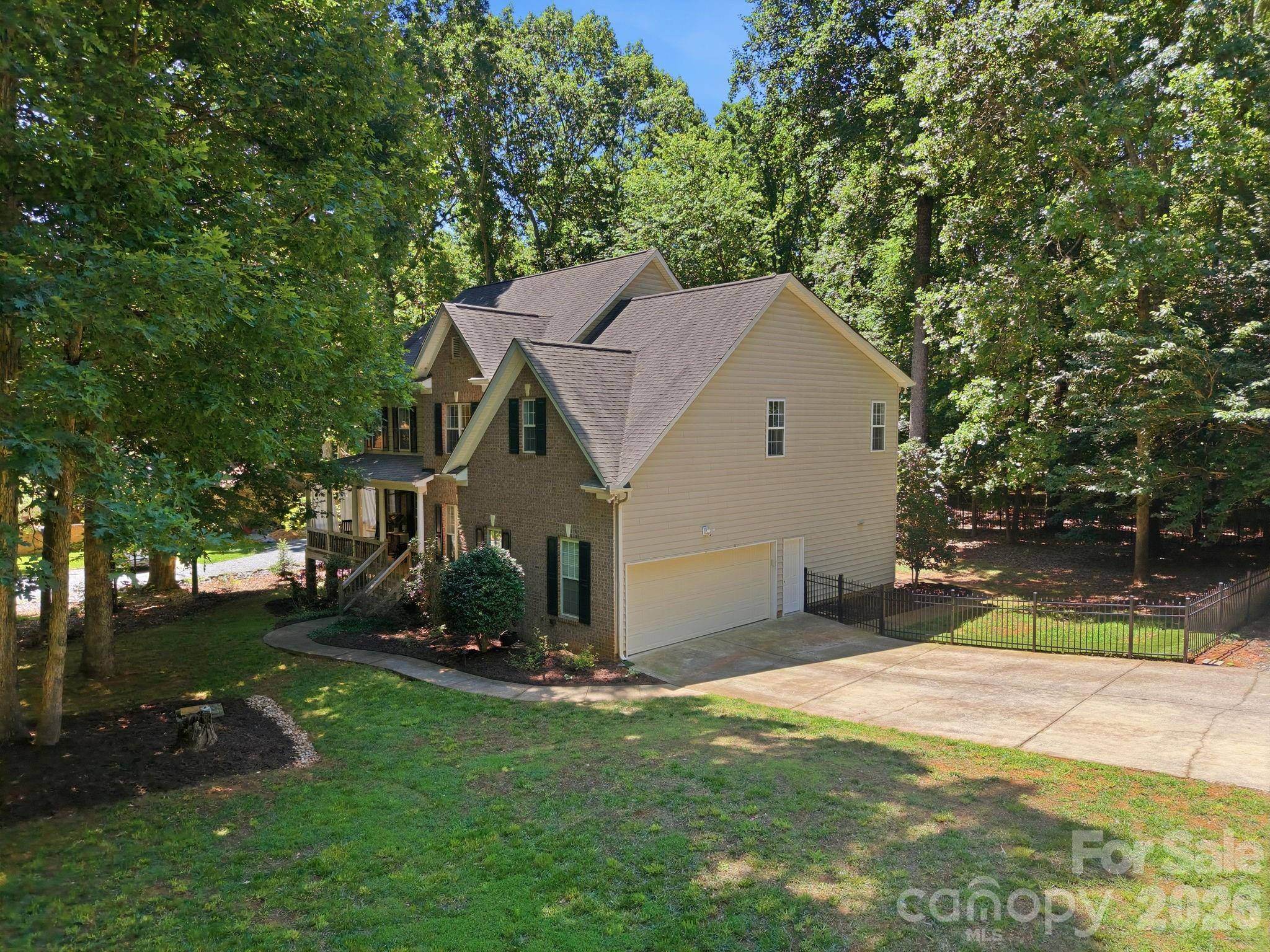 2006 Wedgewood DR, Weddington, NC 28104