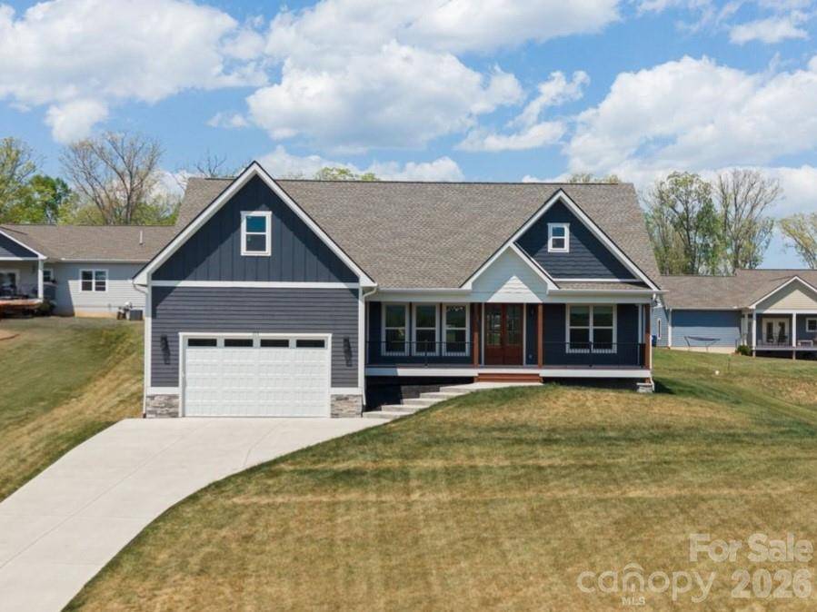 111 Pisgah Gap DR, Candler, NC 28715