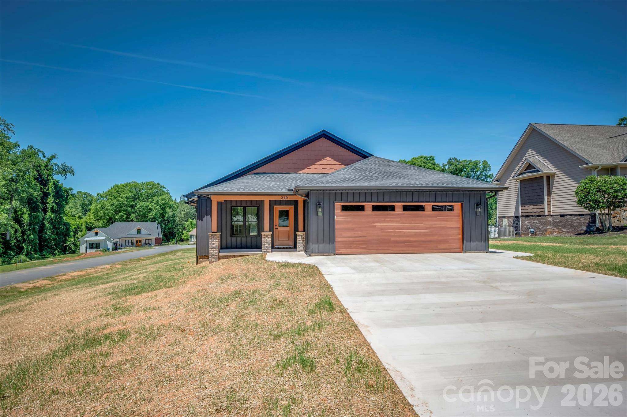 210 Westwood DR, Forest City, NC 28043