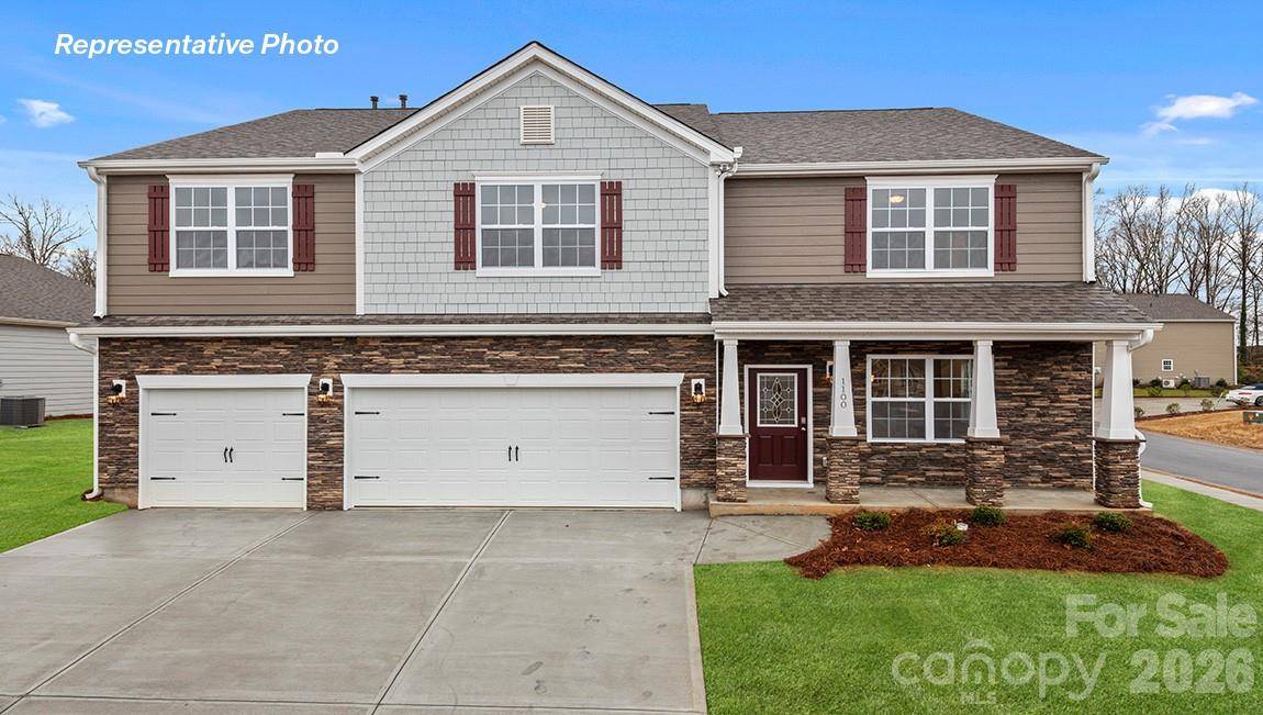 132 Pecan Grove LN, Statesville, NC 28677