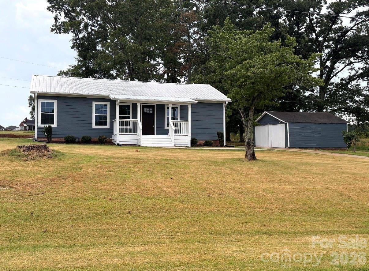 6123 Flay RD, Cherryville, NC 28021