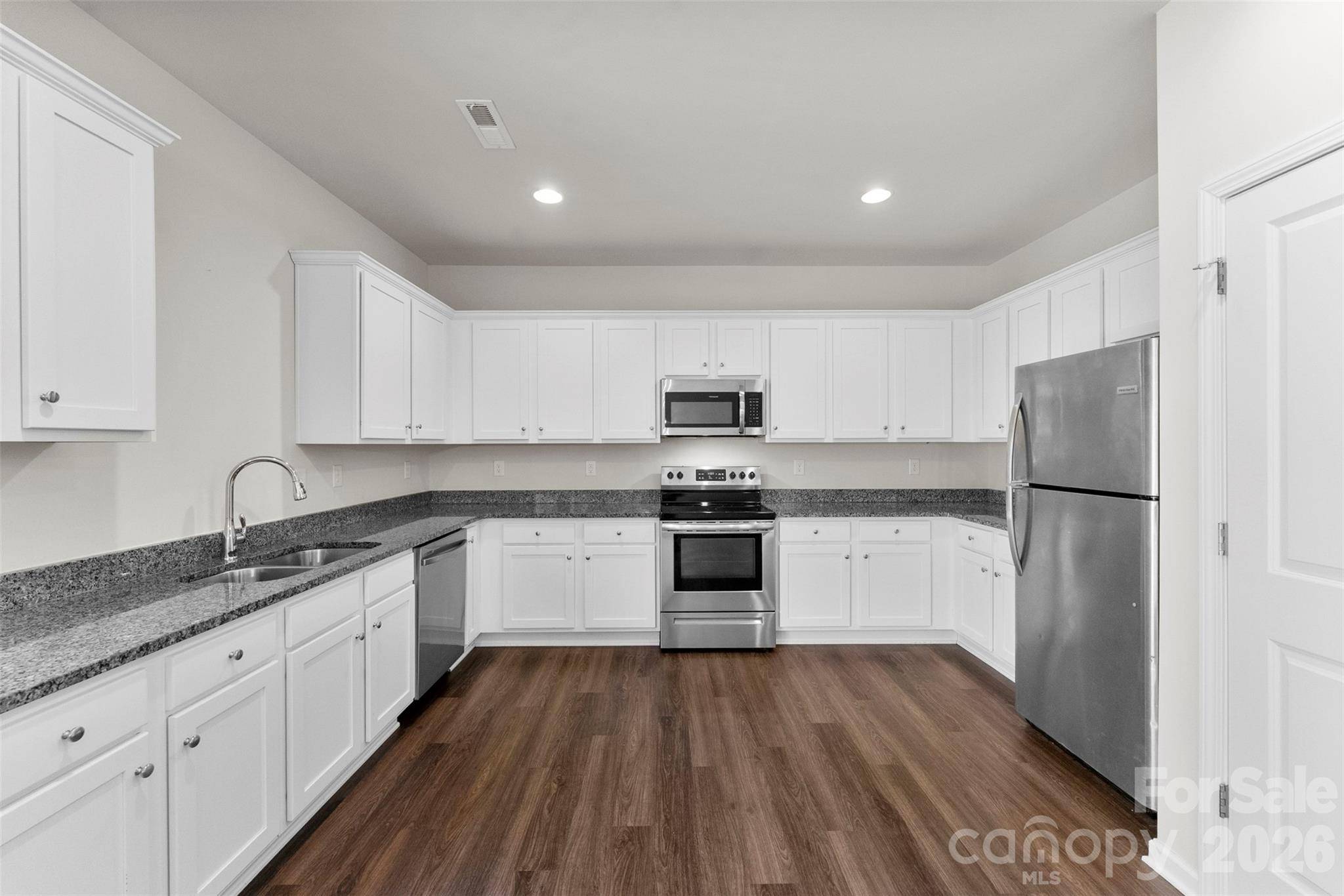 115 Stoney LN, Cherryville, NC 28021