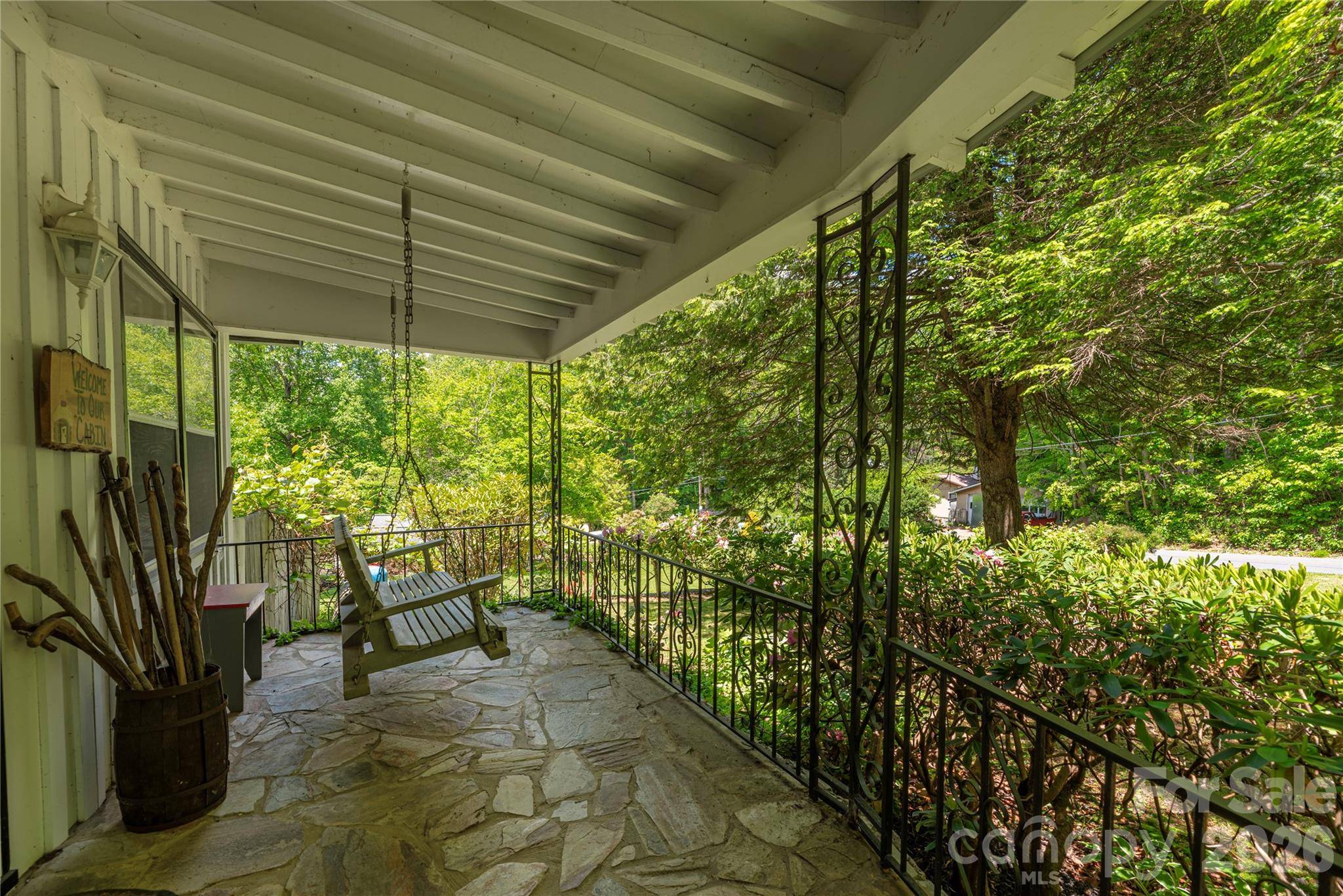 868 Cabin Flats RD, Balsam, NC 28707