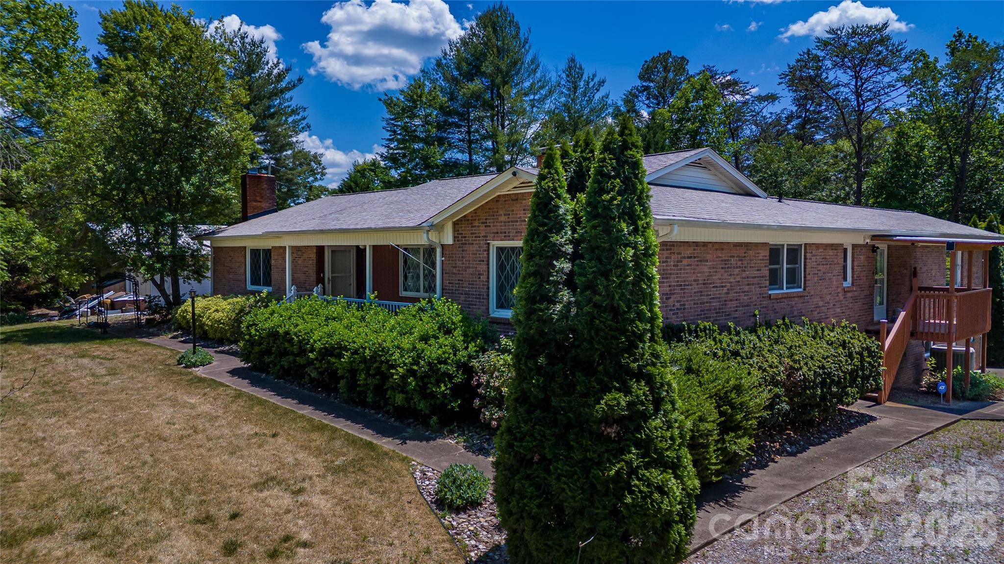 1542 Hwy 226 HWY, Casar, NC 28020