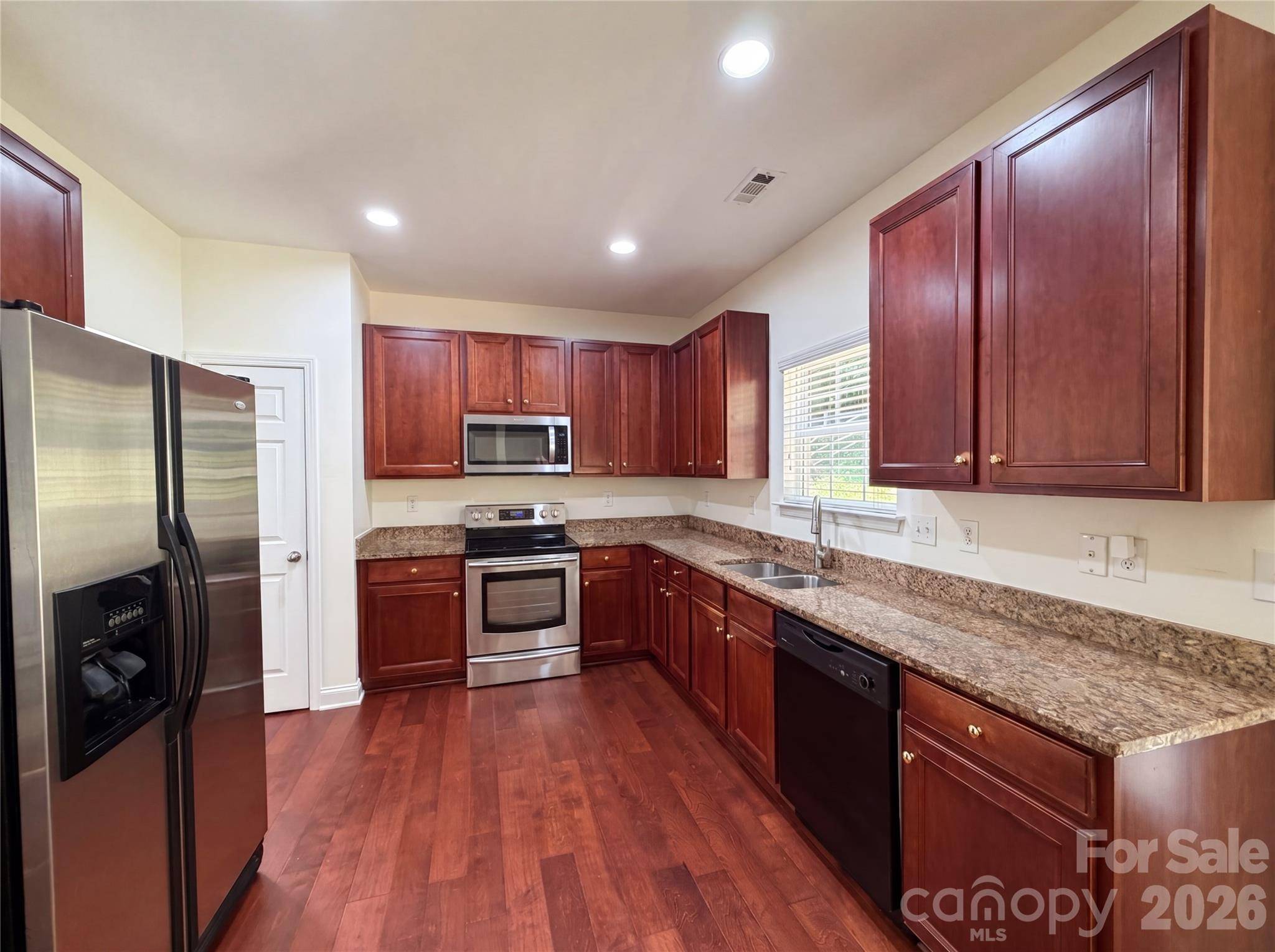 10050 Montrose DR NW, Charlotte, NC 28269