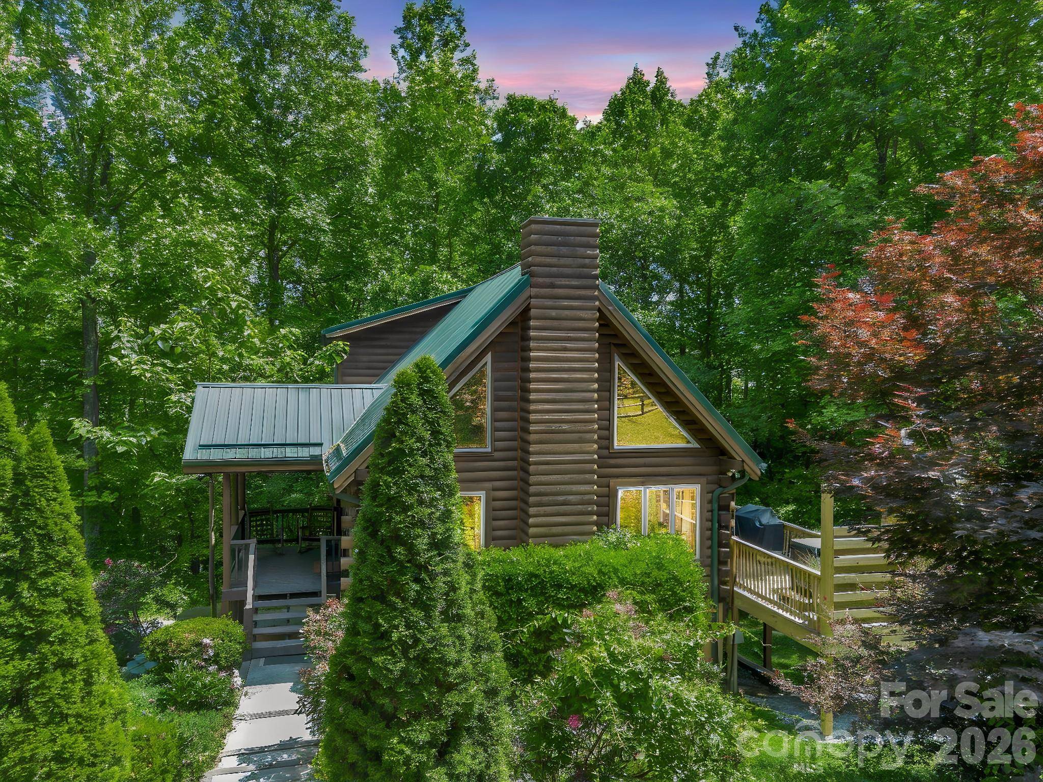 165 Dream RD, Hendersonville, NC 28792