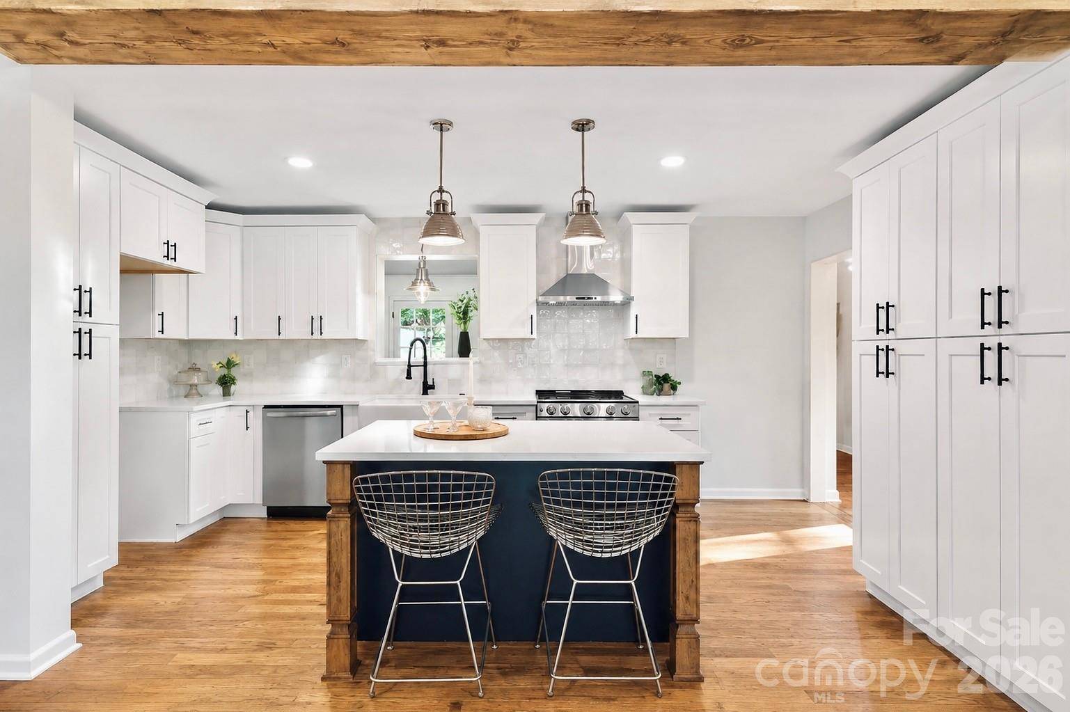 3840 Colebrook RD, Charlotte, NC 28215