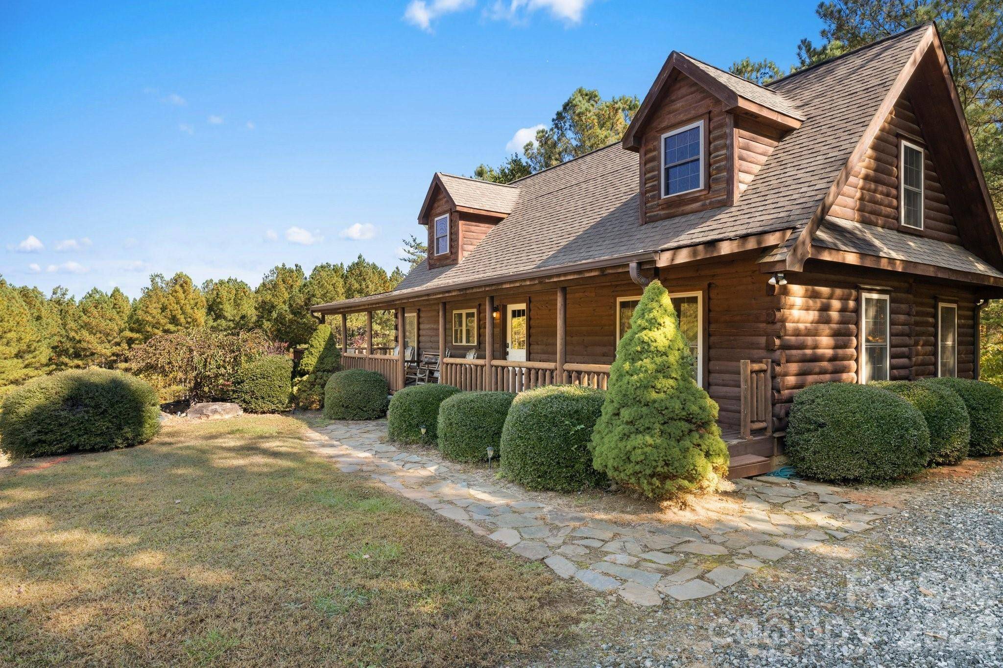 105 Palisade DR, Mill Spring, NC 28756