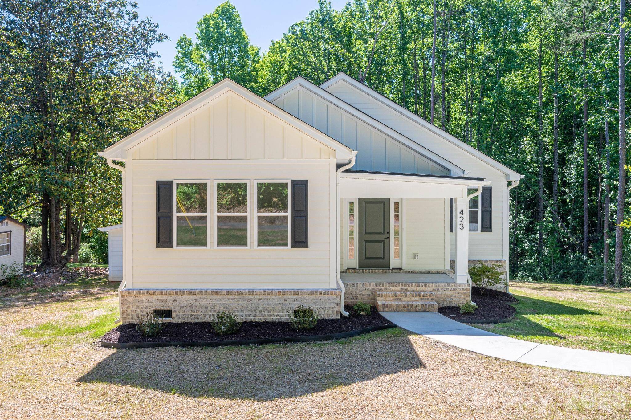 423 S Pinchback AVE, Bessemer City, NC 28016