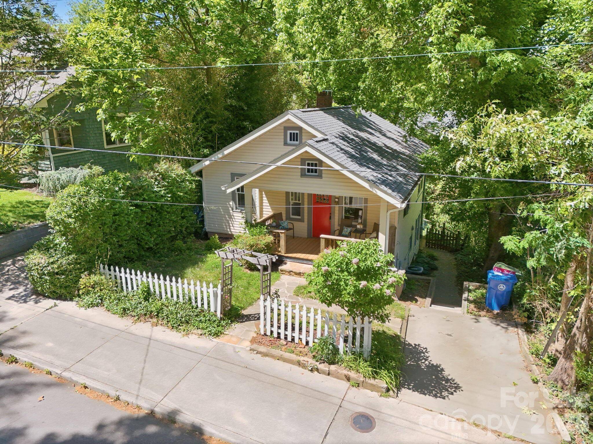 86 Annandale AVE, Asheville, NC 28801