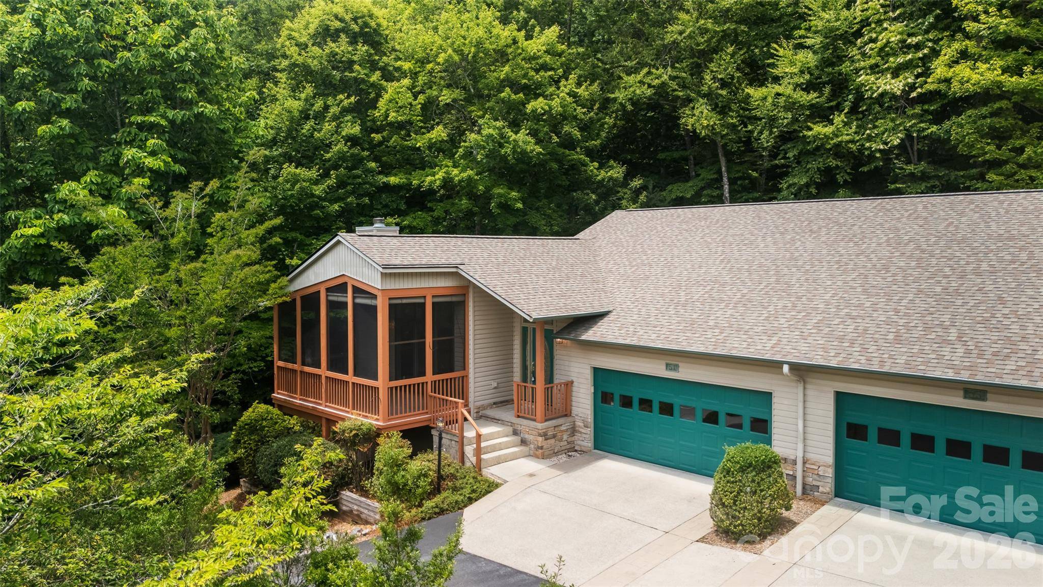 51 Duya CT, Brevard, NC 28712