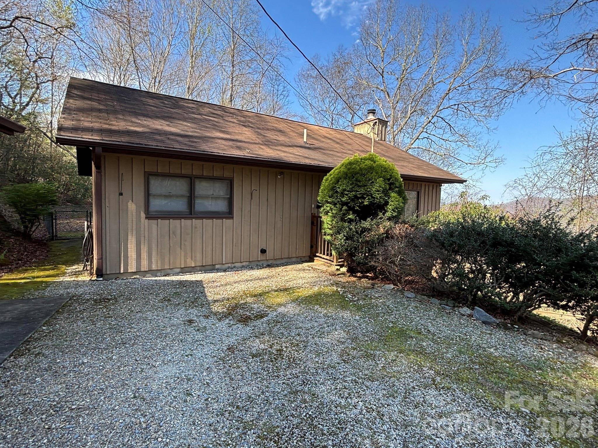 120 Kimberly DR, Bryson City, NC 28713