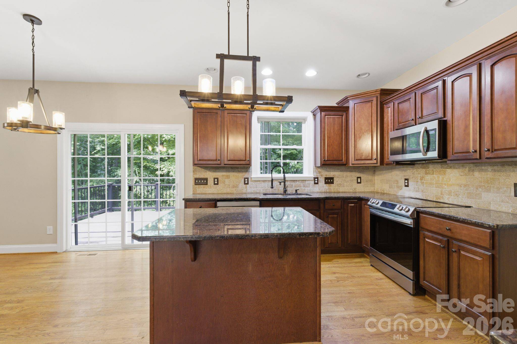 190 Meadow Glen DR, Troutman, NC 28166