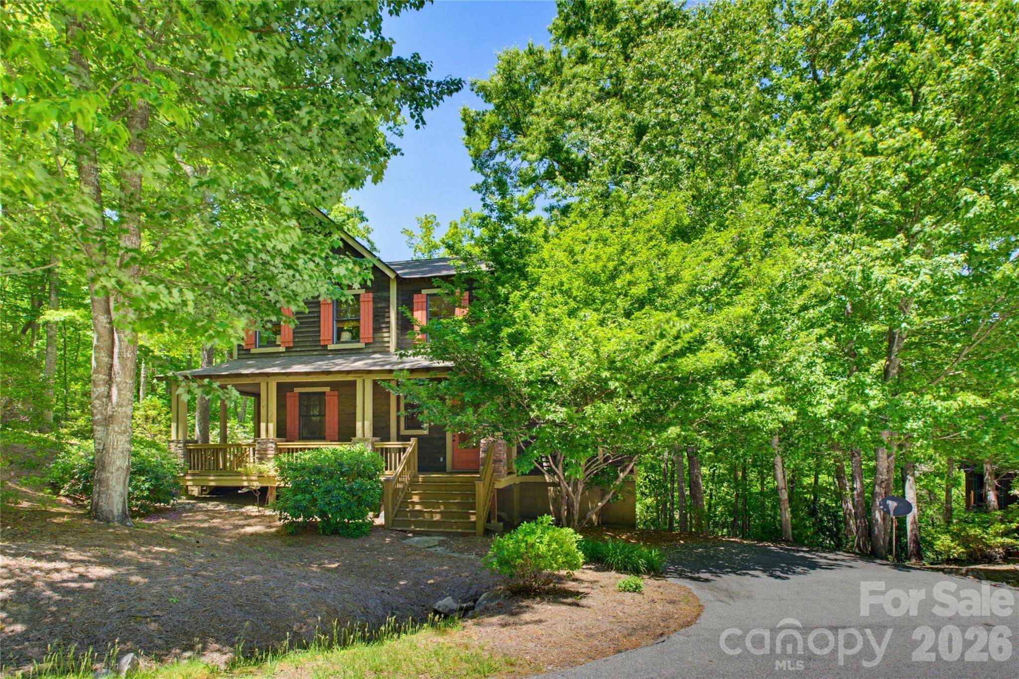 65 Whispering Falls CT, Tuckasegee, NC 28783