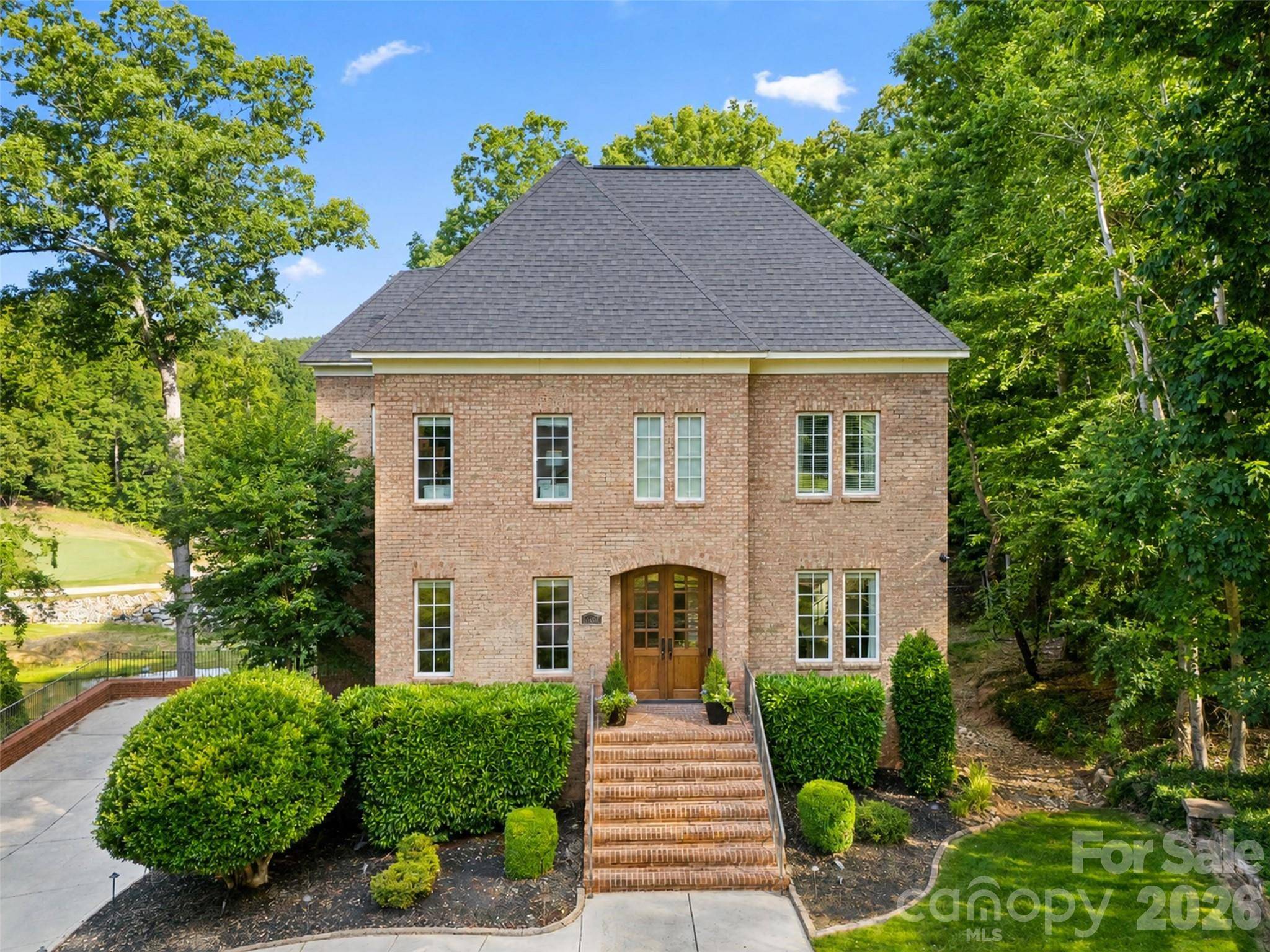 208 Tinkham TRL, Cramerton, NC 28032