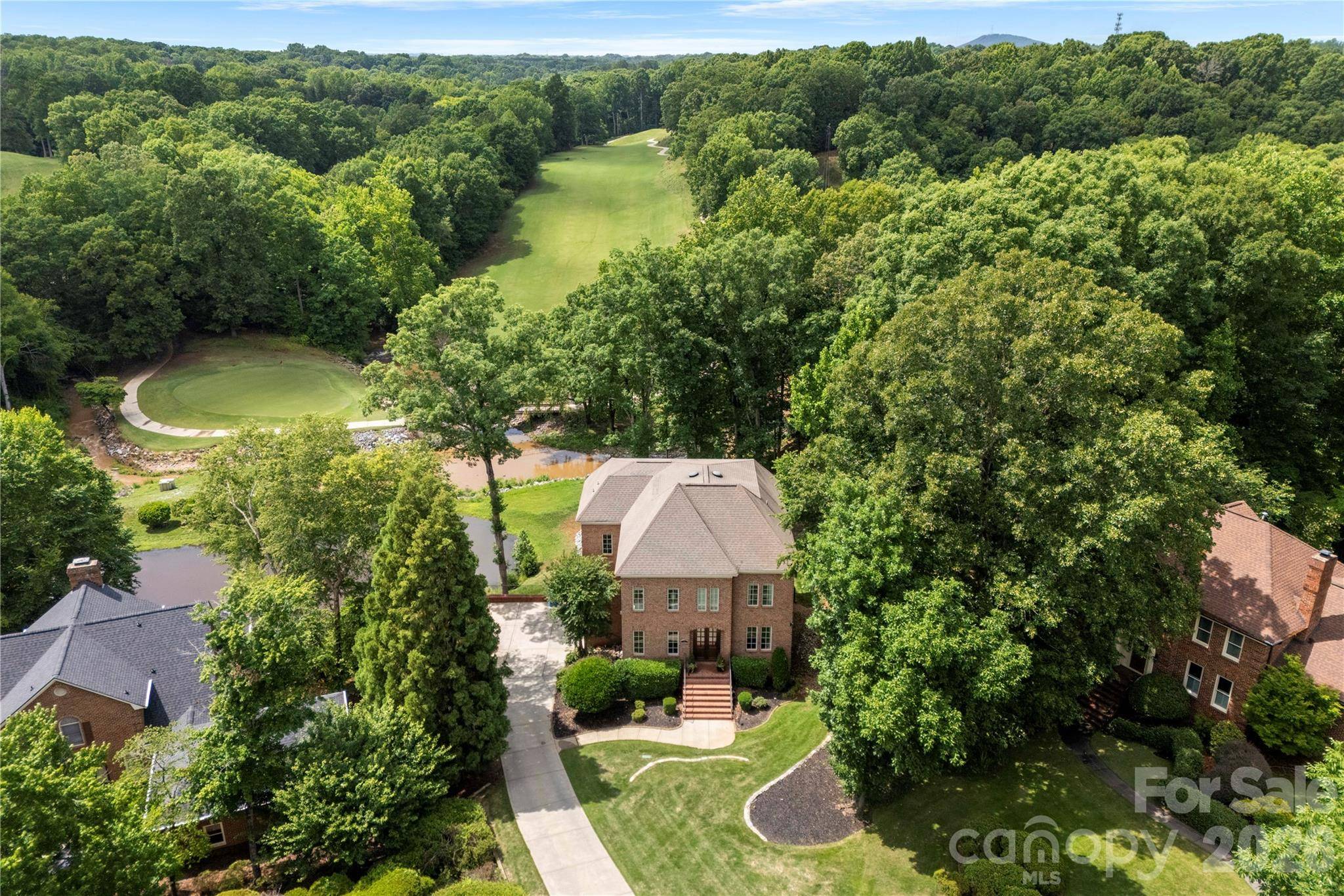 208 Tinkham TRL, Cramerton, NC 28032