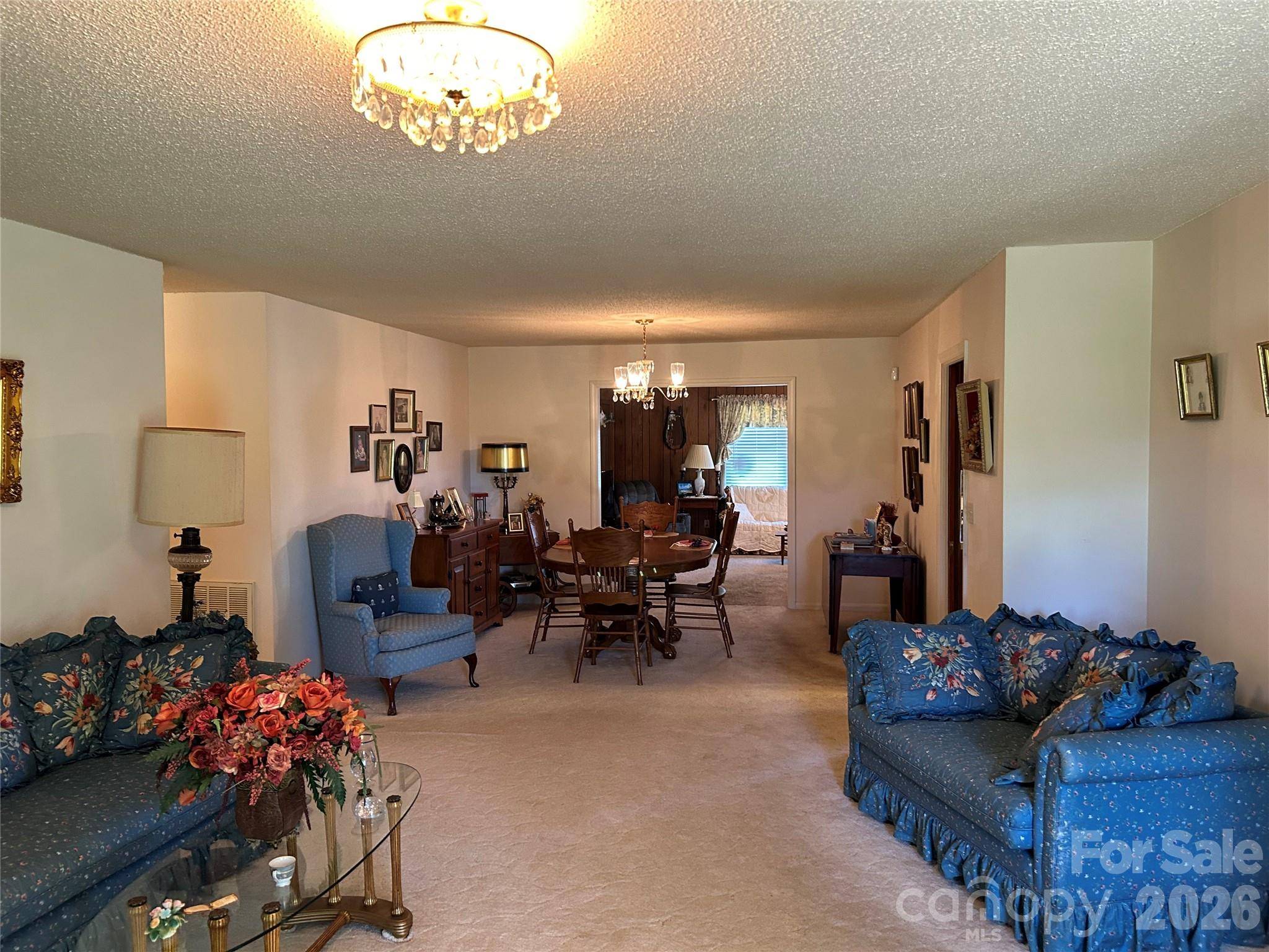 336 Bridges RD, Blacksburg, SC 29702