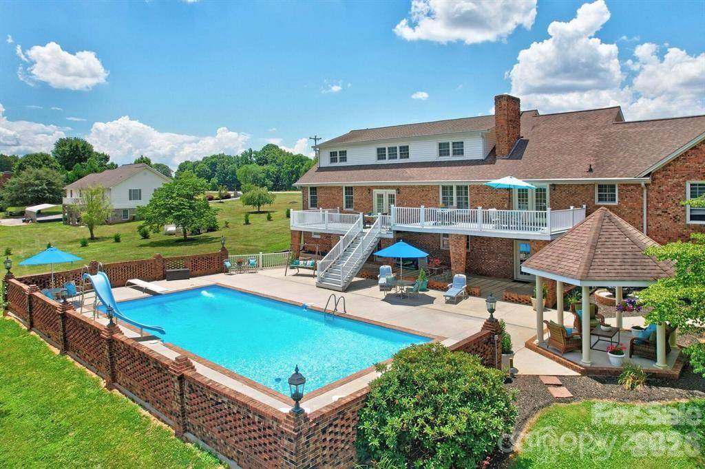 4723 Old Mountain RD, Stony Point, NC 28678