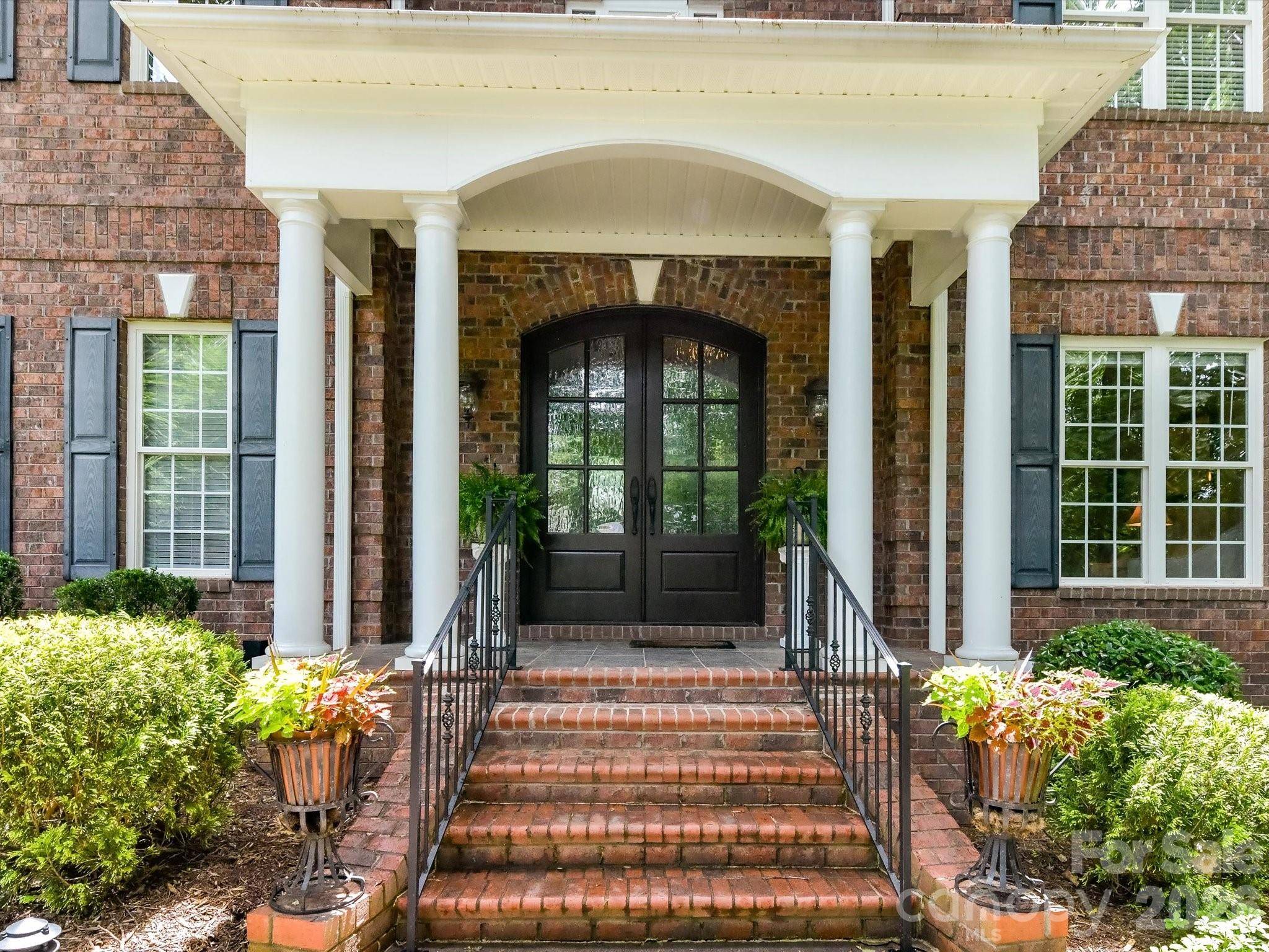 11615 Hidden Forest LN, Davidson, NC 28036