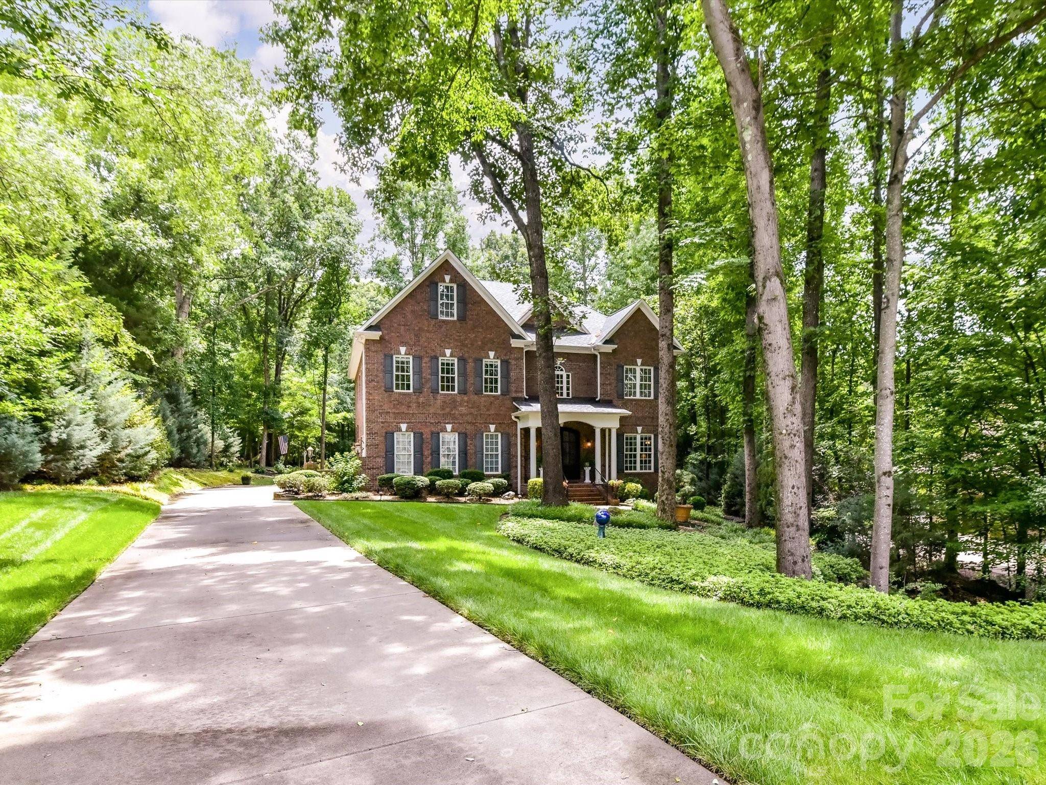 11615 Hidden Forest LN, Davidson, NC 28036