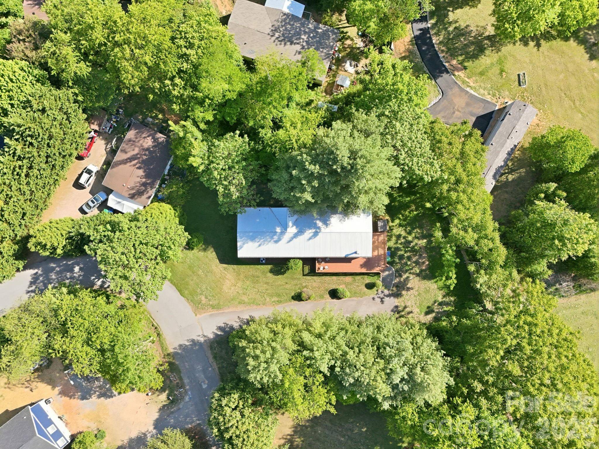 118 Heather DR, Asheville, NC 28806