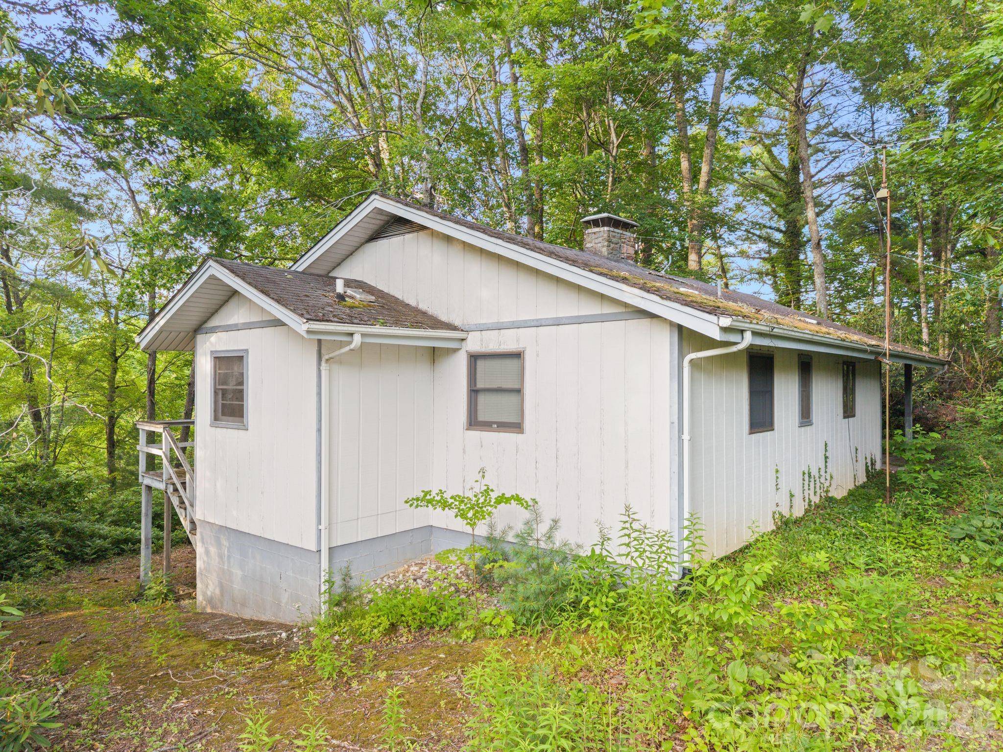 65 Gurney Franklin RD, Newland, NC 28657