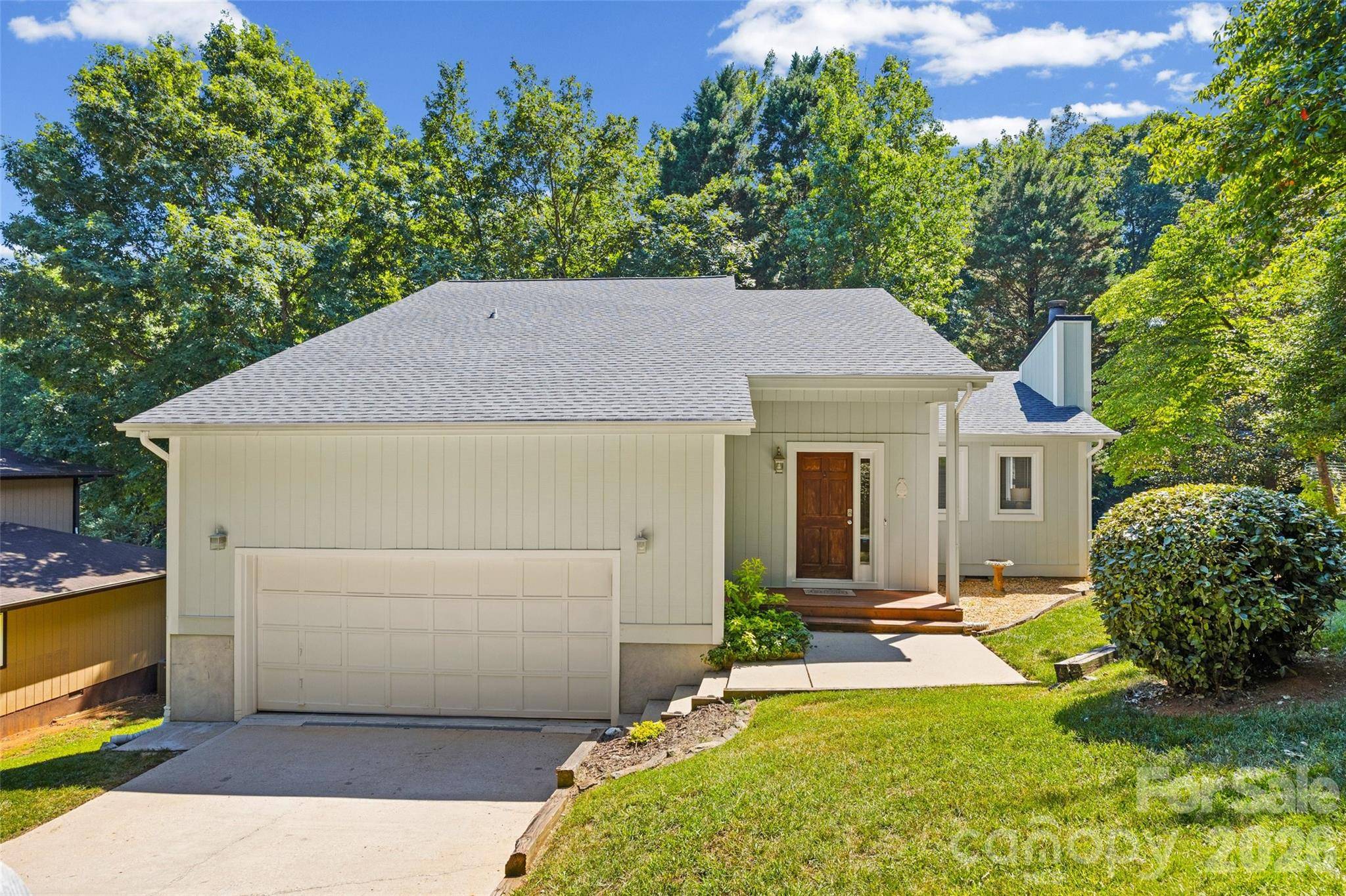 4160 Koala CIR, Tega Cay, SC 29708