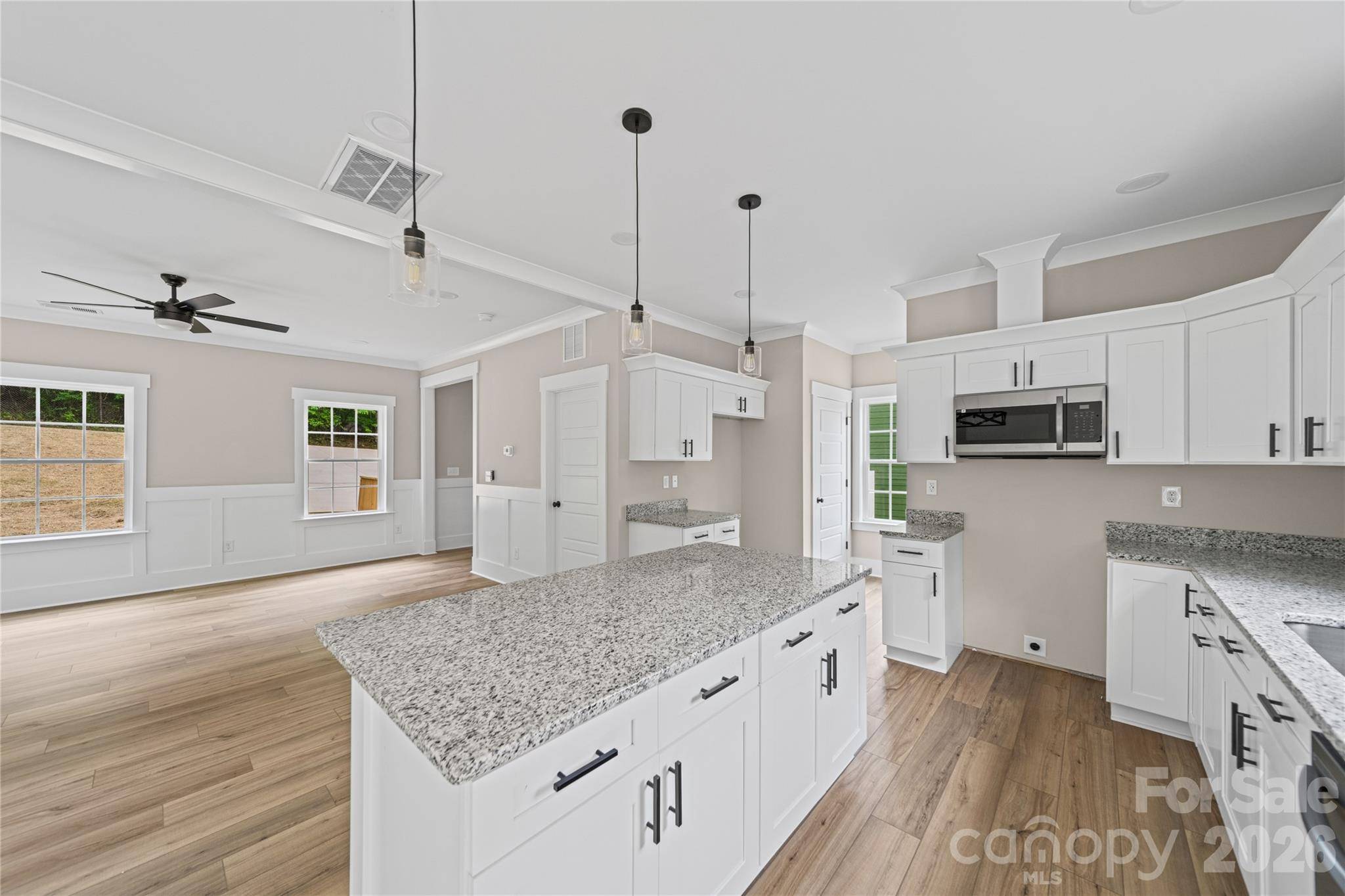 906 Dewey ST, Badin, NC 28009