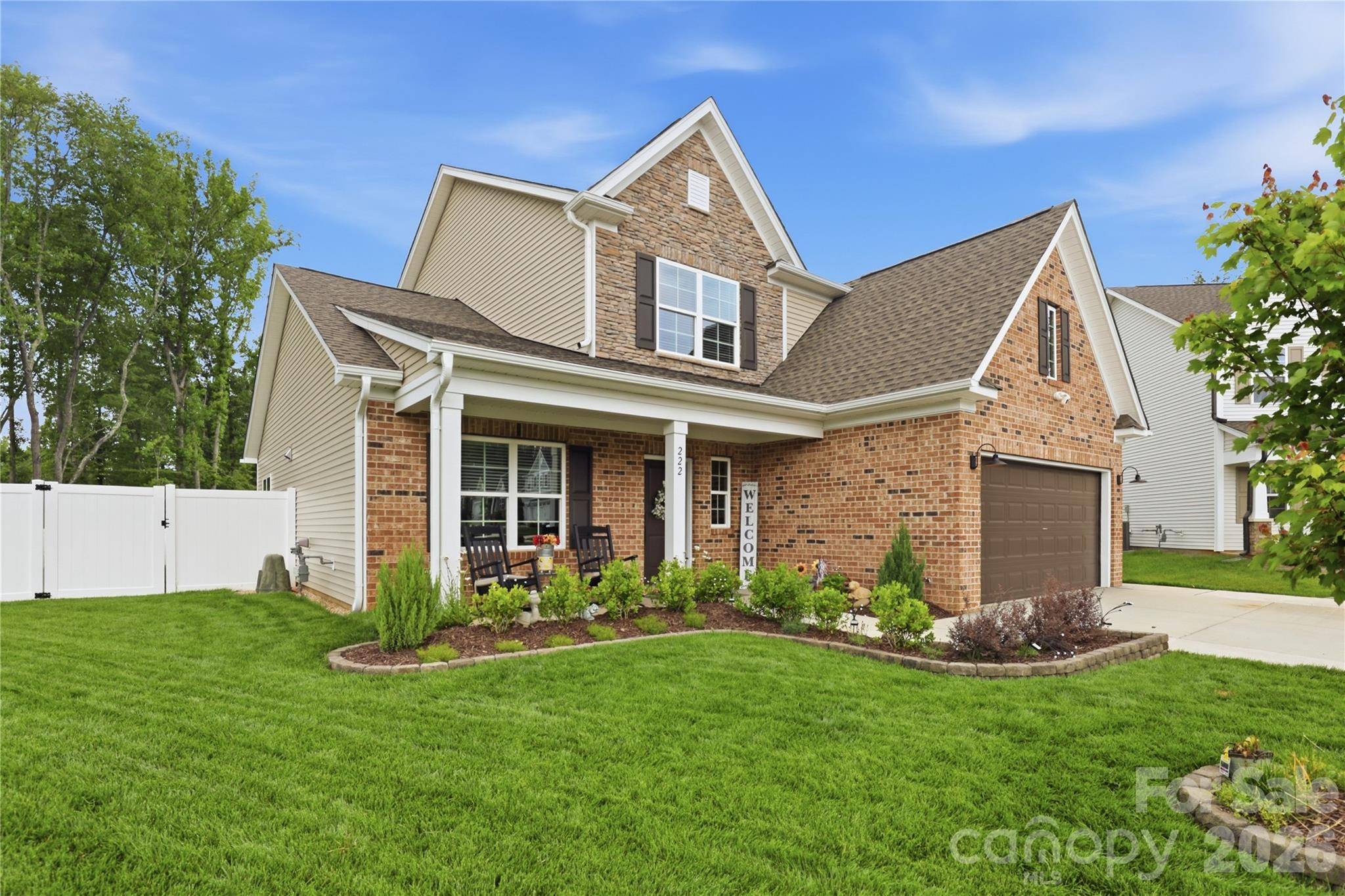 222 Moravian CT, Advance, NC 27006