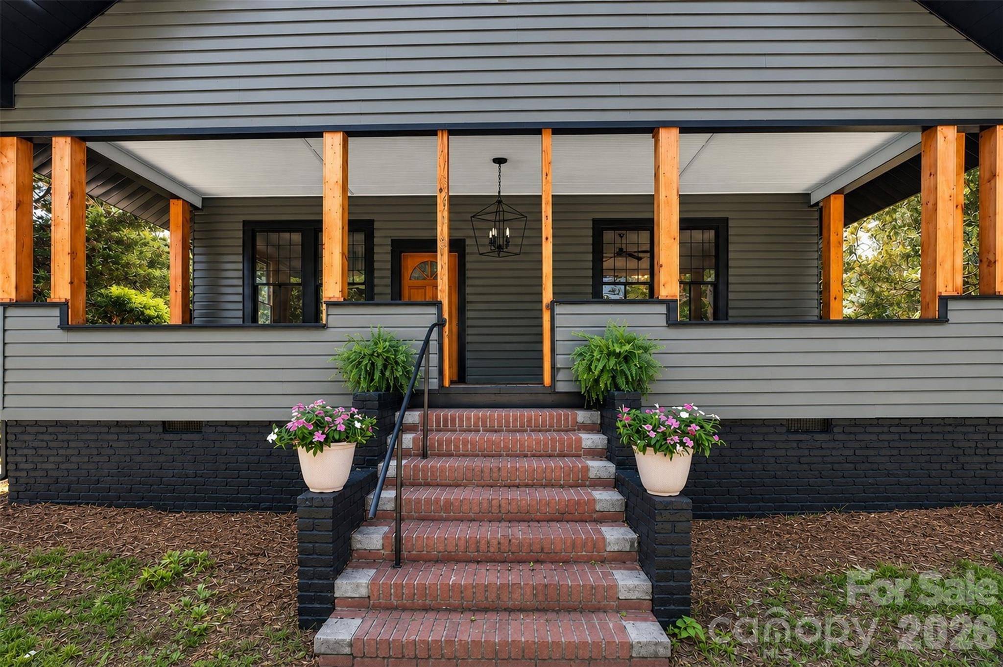32 Pinecrest AVE, Great Falls, SC 29055