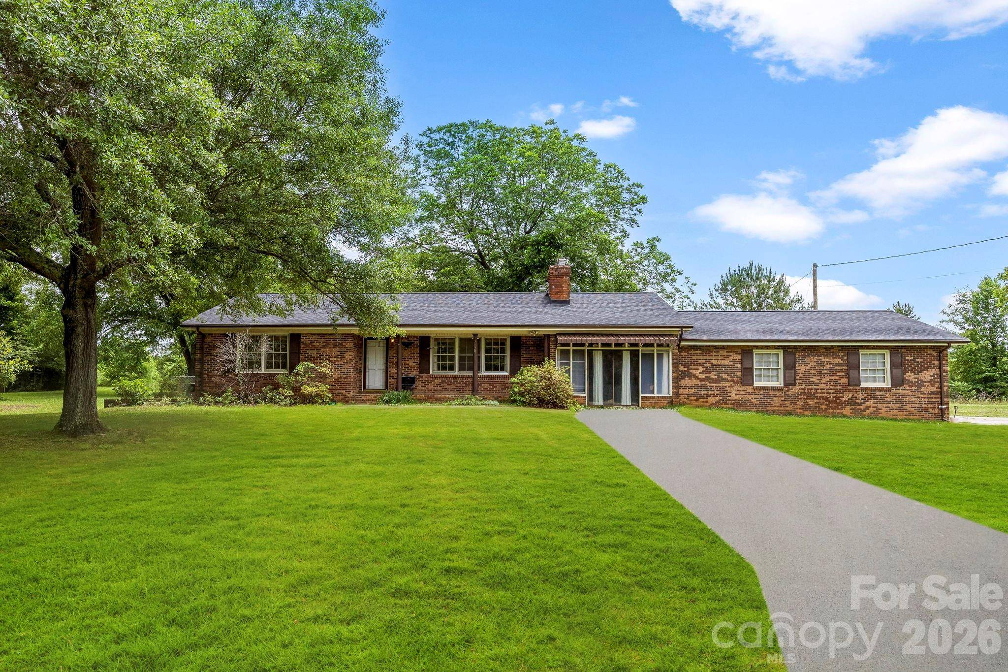 2829 Bettis RD, Grover, NC 28073