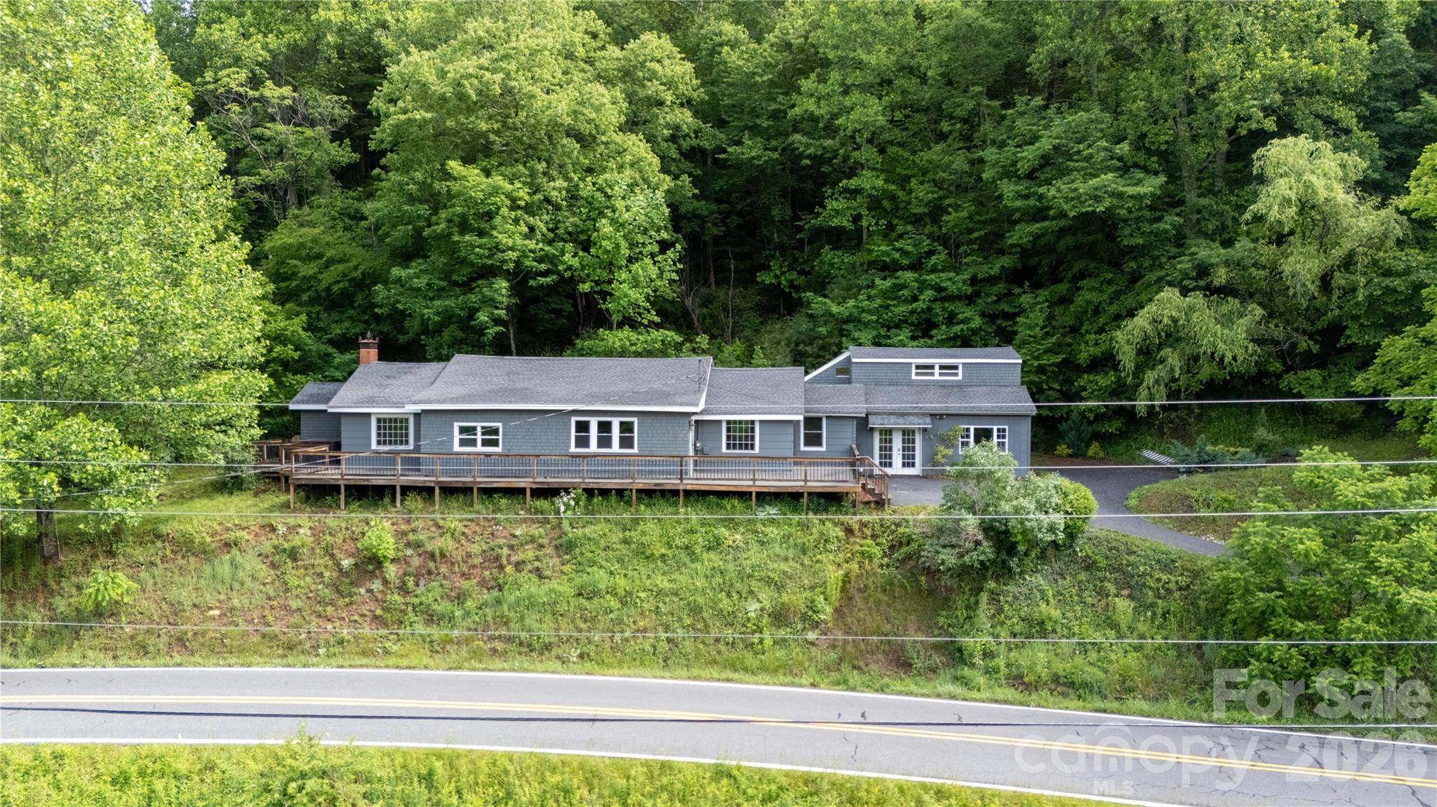 3477 Cane Creek RD, Bakersville, NC 28705