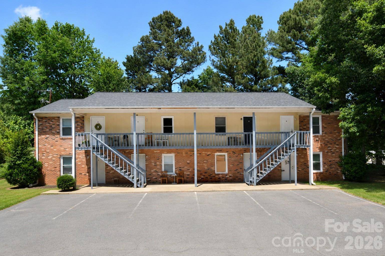 1963 1971 1977 Lakeview RD, Asheboro, NC 27203