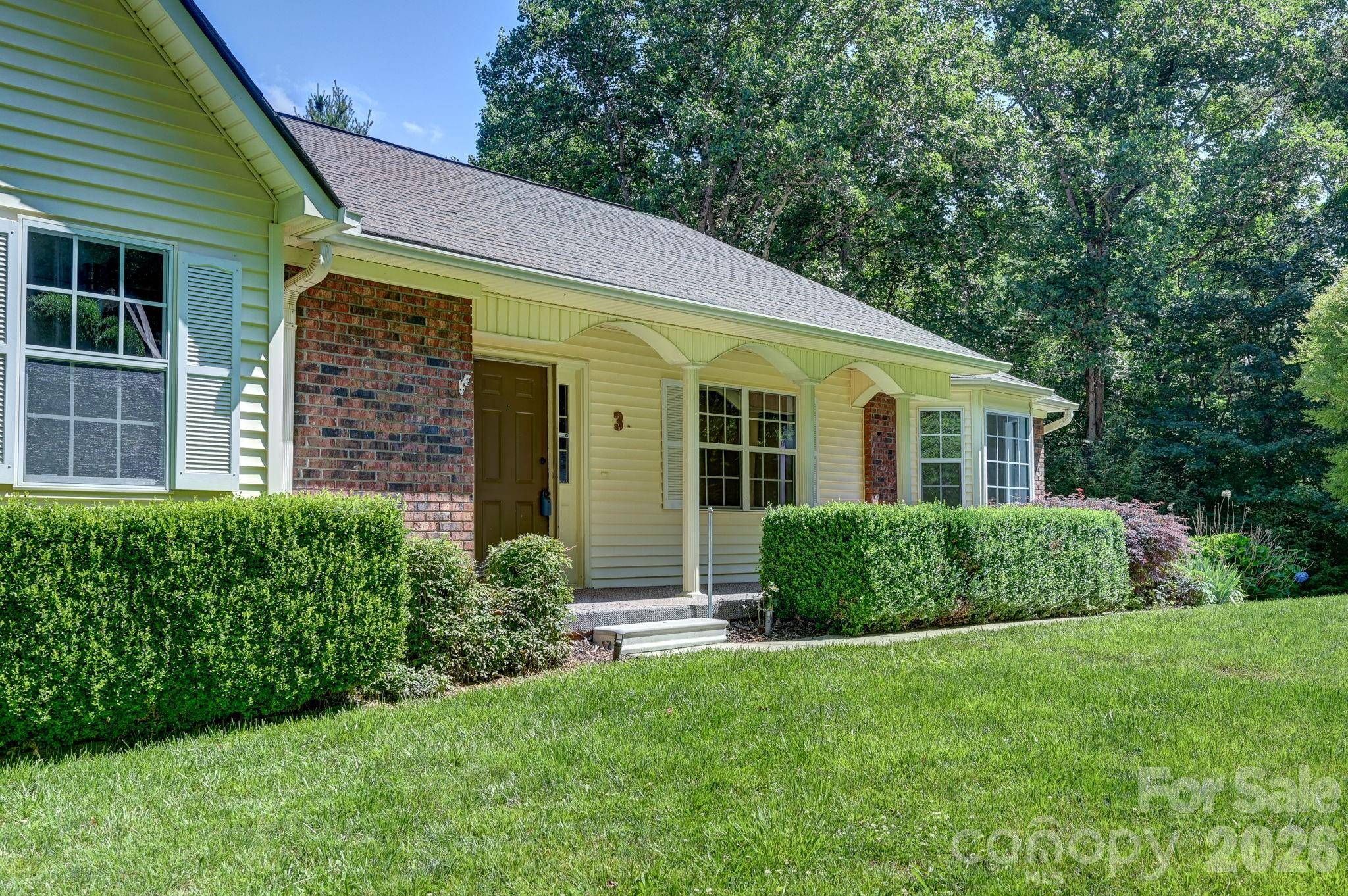 31 Surrey RUN, Asheville, NC 28803
