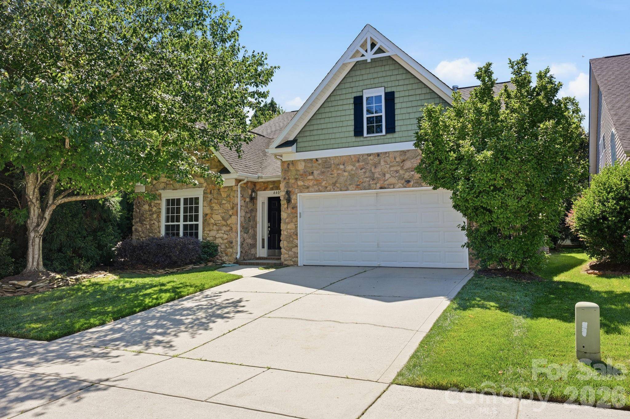 4405 Squirrel Trail LN, Charlotte, NC 28269