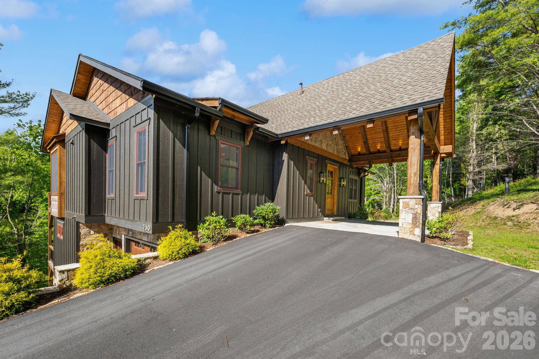 750 Silver Springs DR W #43, Banner Elk, NC 28604
