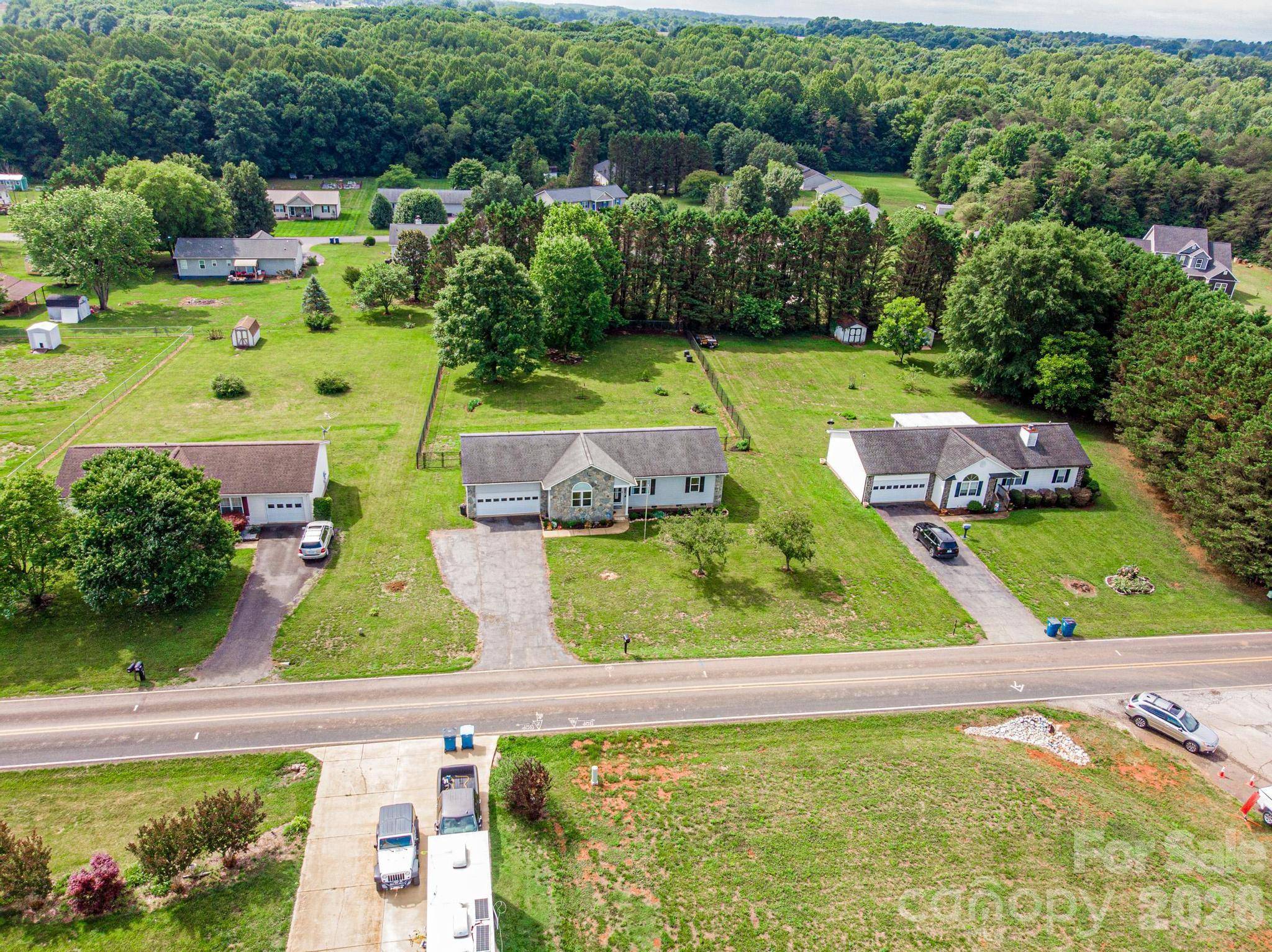 495 Drumstand RD, Stony Point, NC 28678