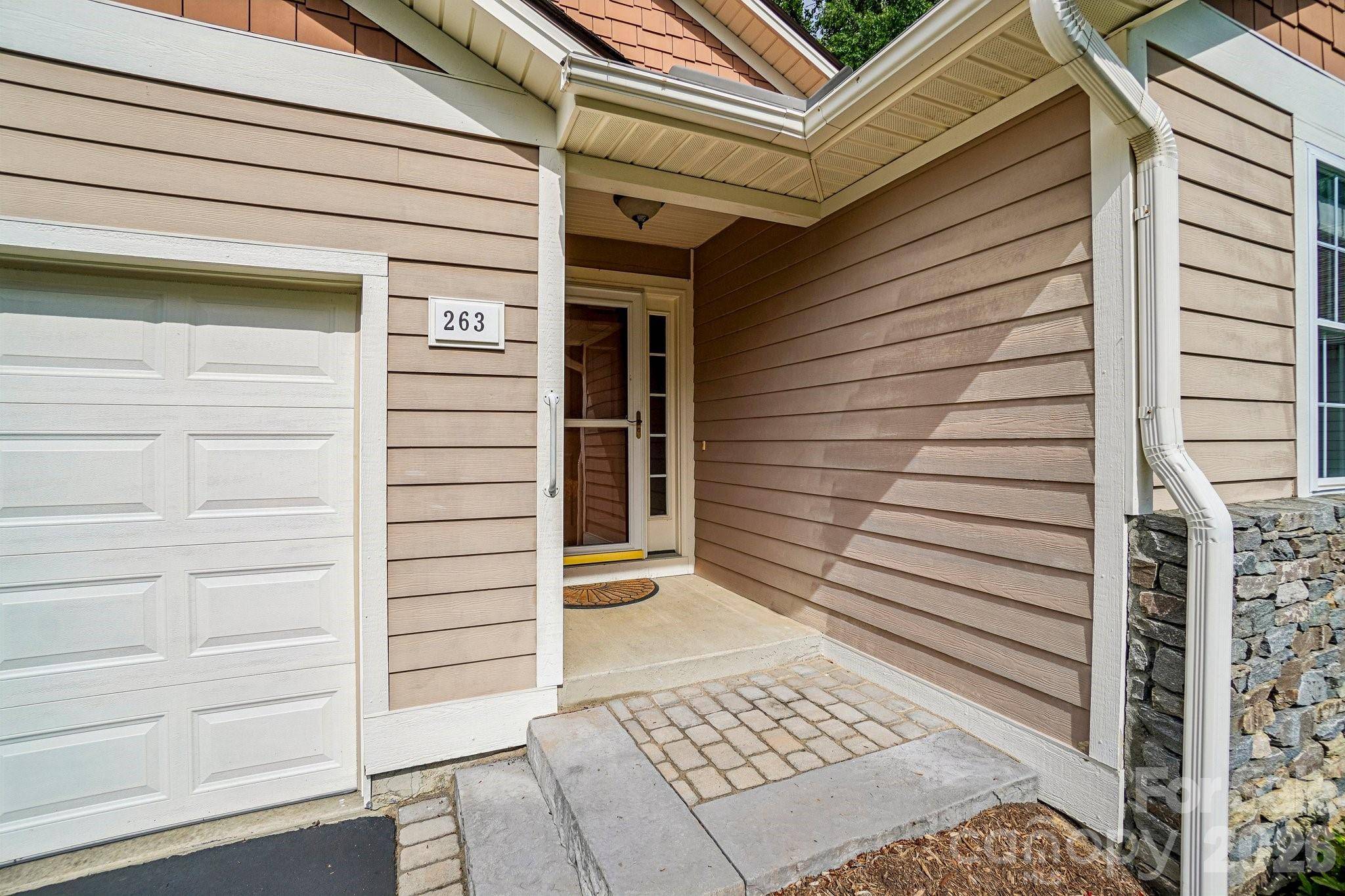 263 Fairway View DR, Etowah, NC 28729
