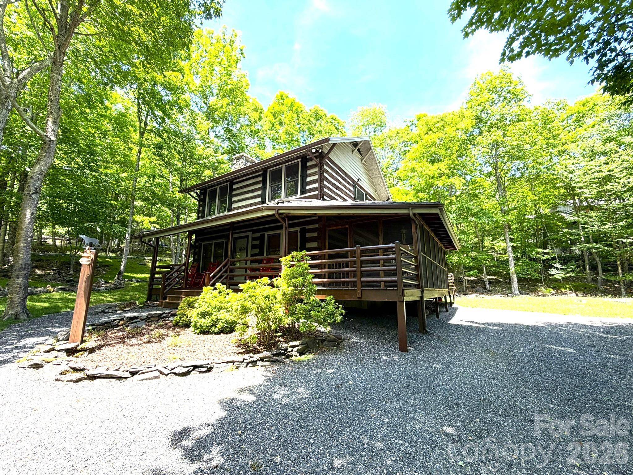 123 Gorge Overlook RD, Todd, NC 28684