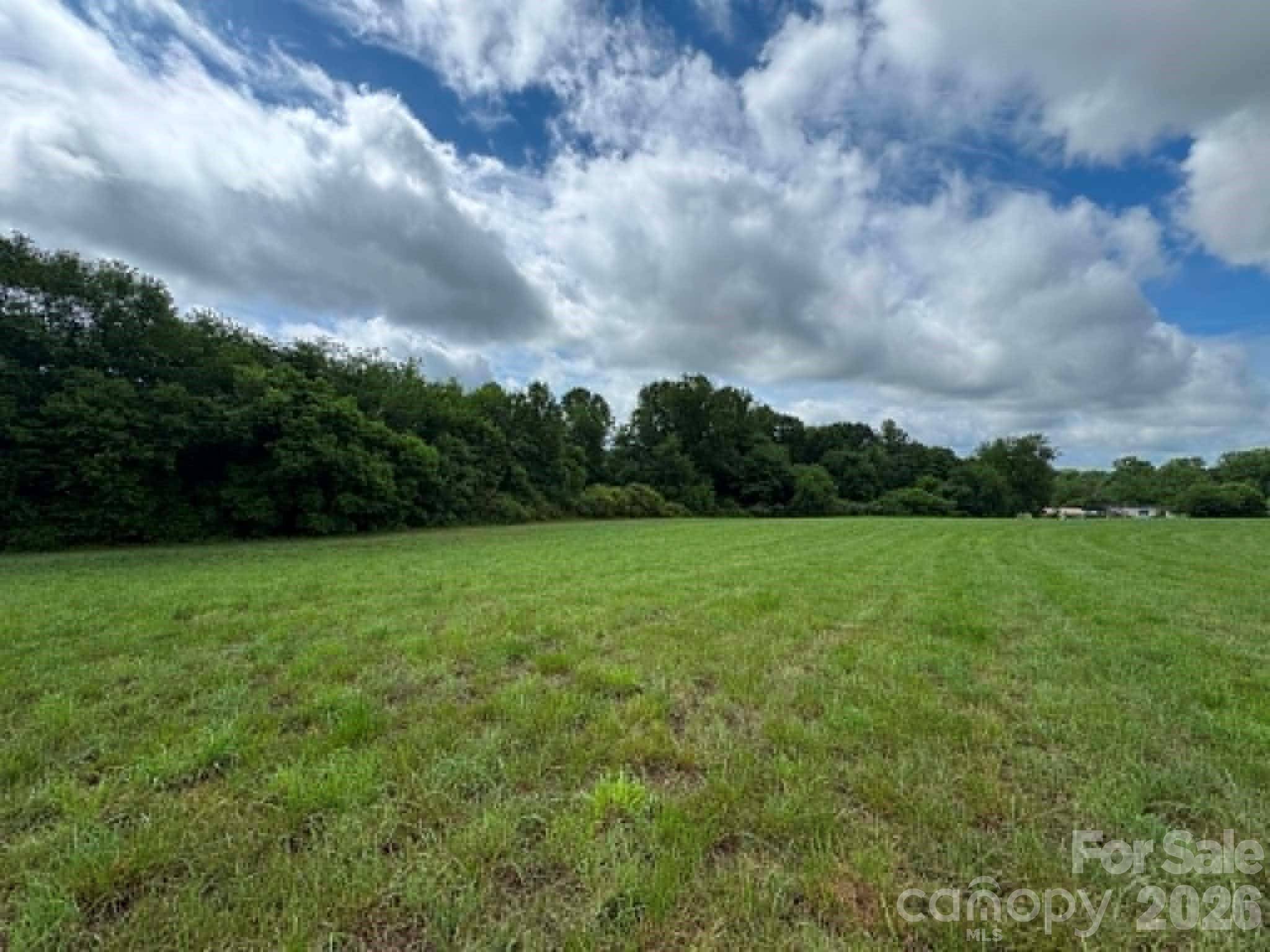 002 Poplar Springs RD, Elkin, NC 28621