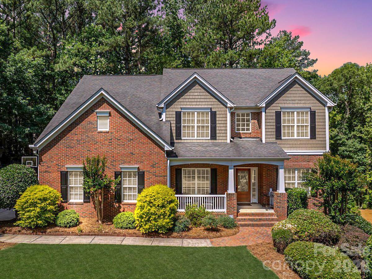 12023 Overlook Mountain DR, Charlotte, NC 28216