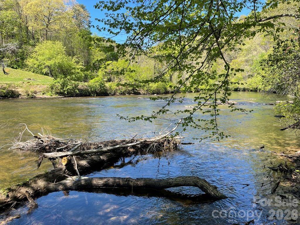 346 River Club DR, Cullowhee, NC 28723