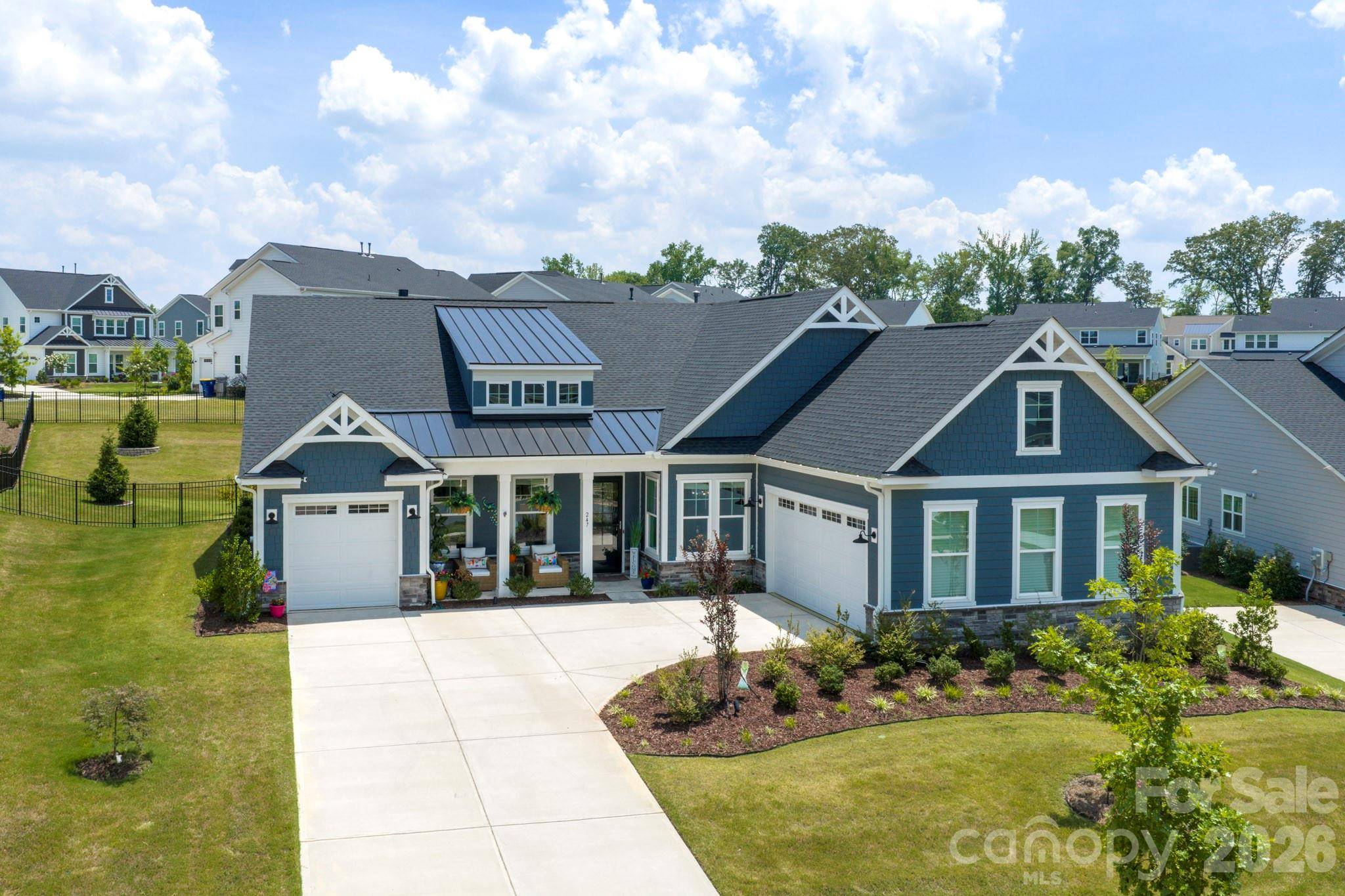247 Lanyard LN, Belmont, NC 28012