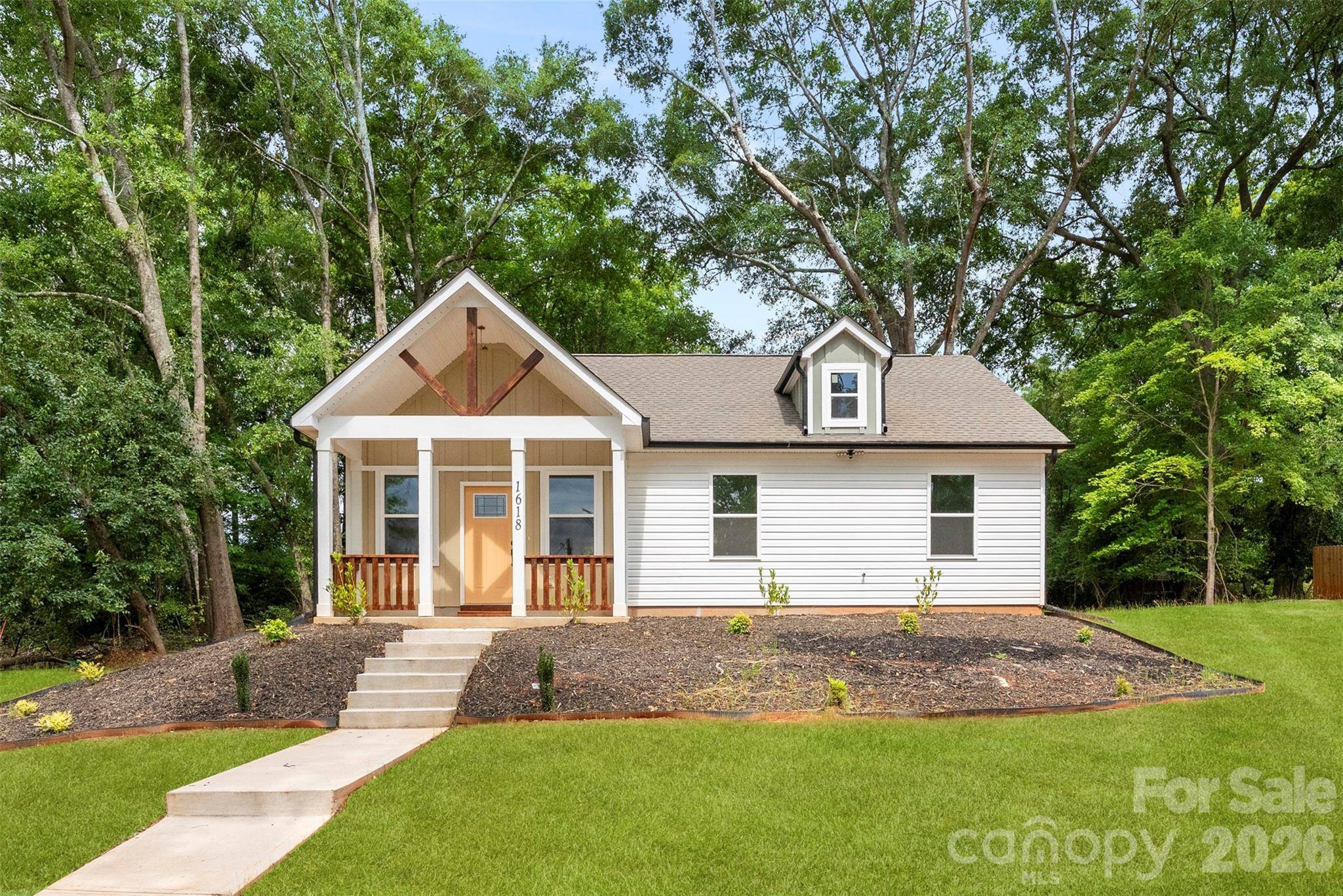1618 Eaves RD, Shelby, NC 28152