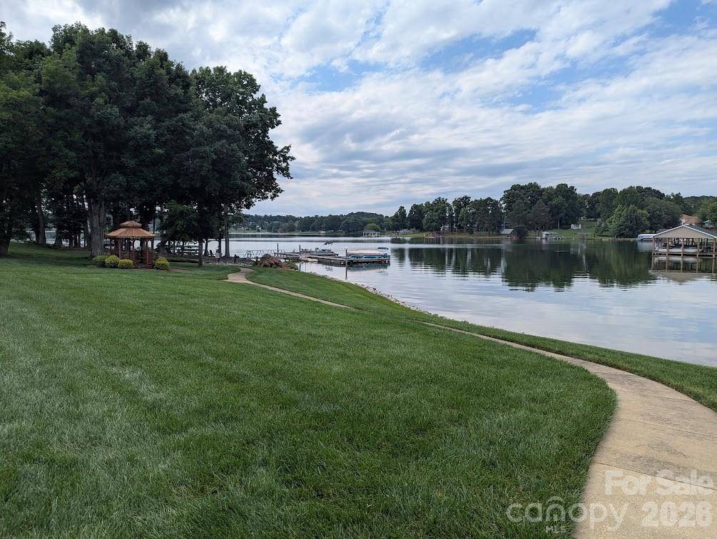 100 Northshore CT #A-02, Cherryville, NC 28021