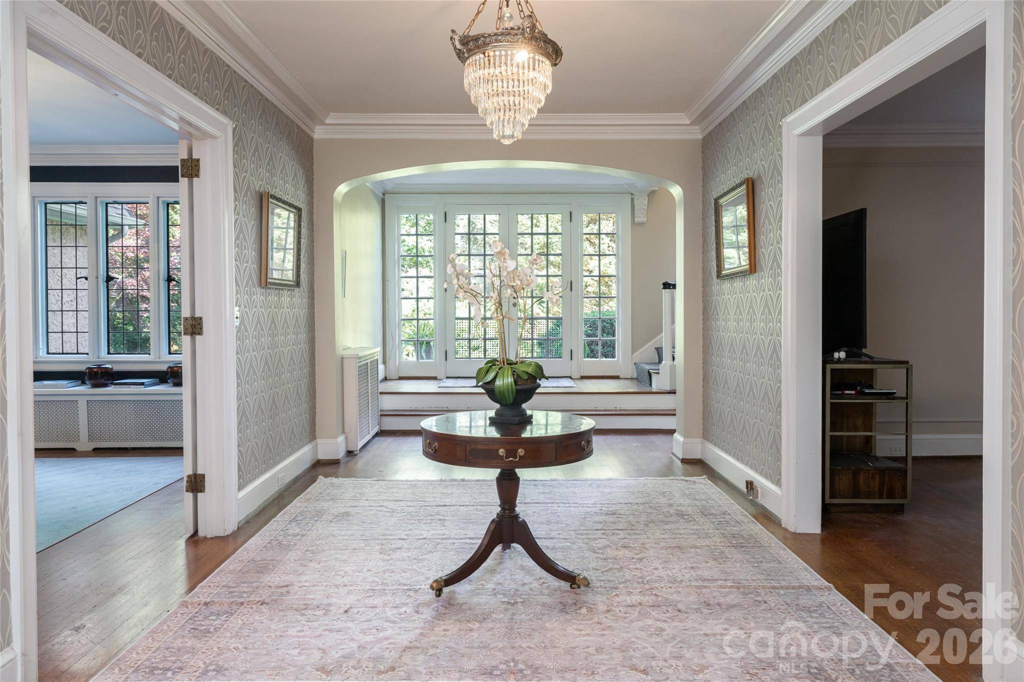 334 Vanderbilt RD, Biltmore Forest, NC 28803