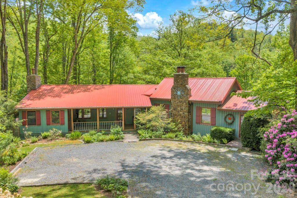 1590 Shulls Mill RD, Boone, NC 28607
